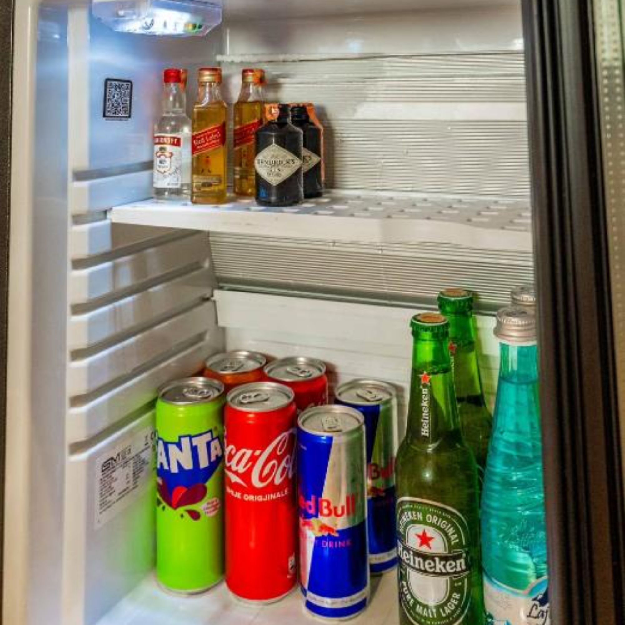 Twin Deluxe Pool View