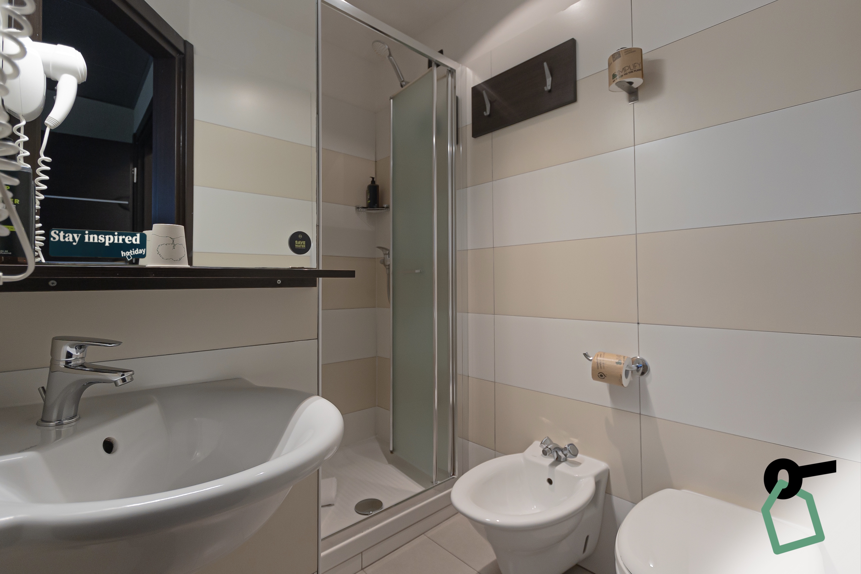 Double or Twin Standard