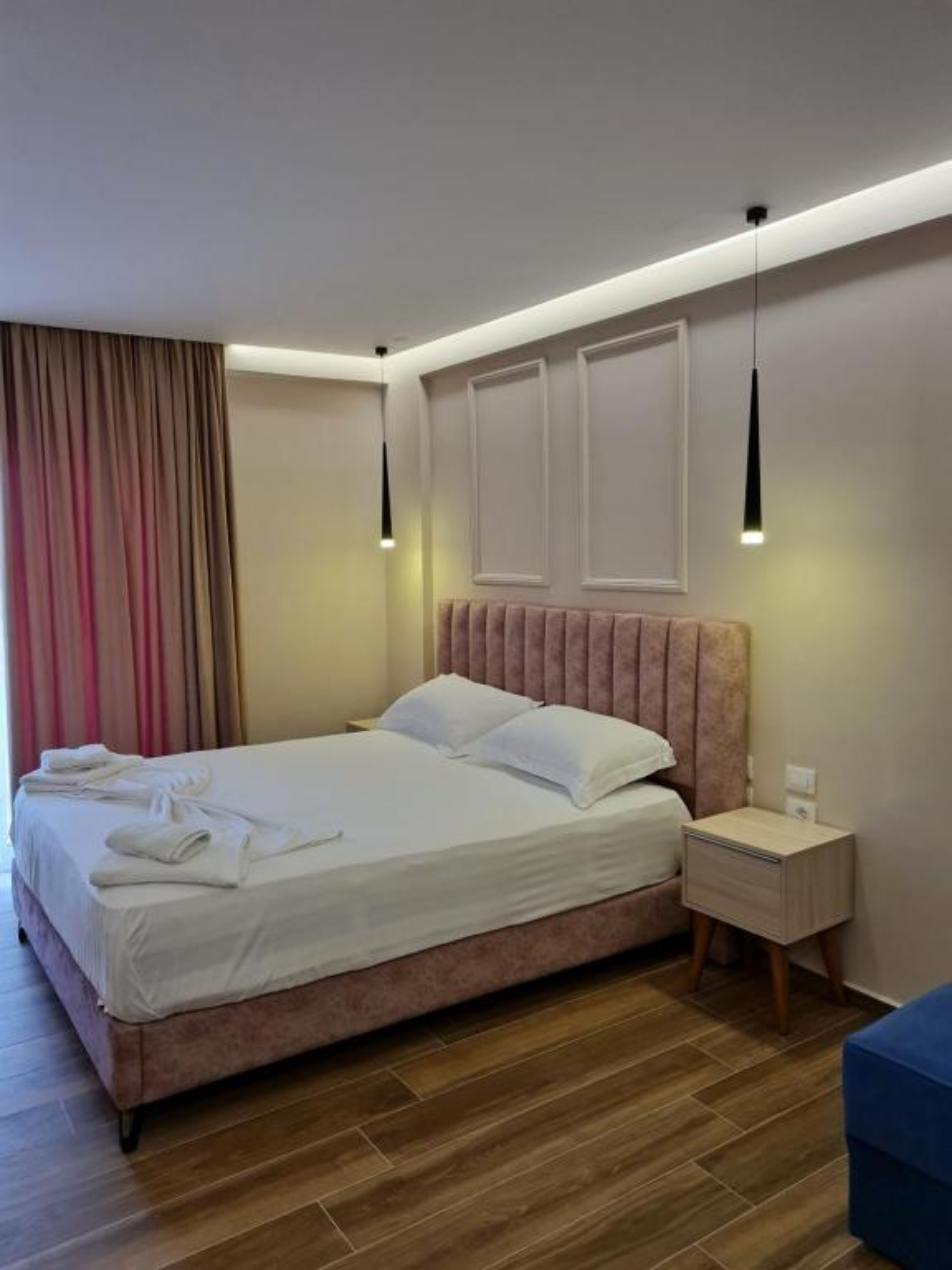 Family Room Side Sea View One Bedroom