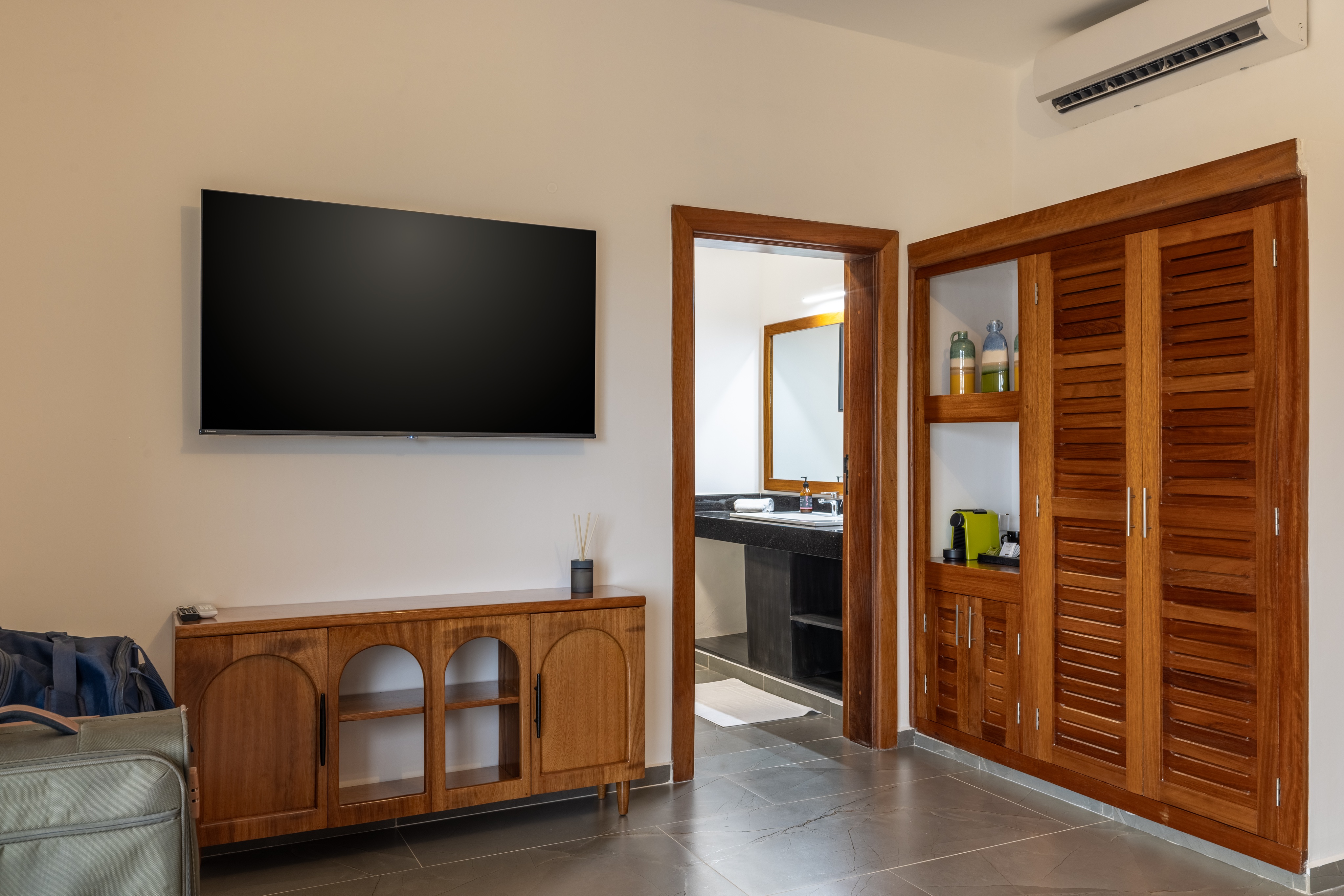 Triple Deluxe with Terrace