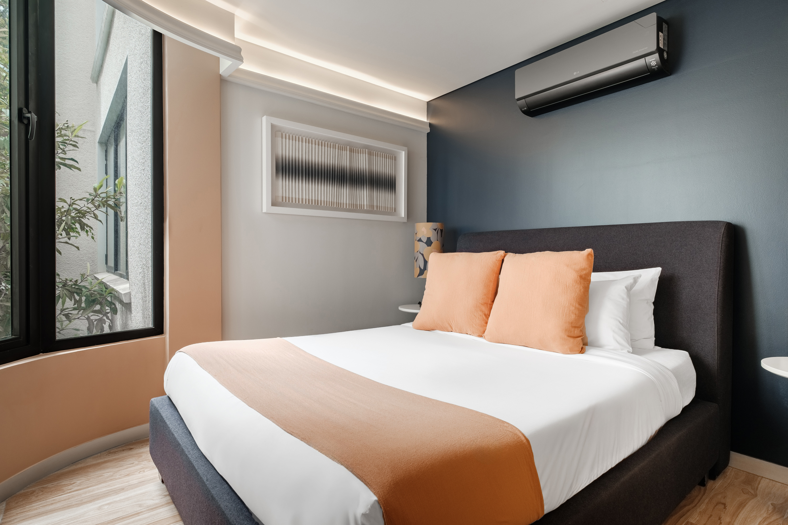 Double Queen Size Bed