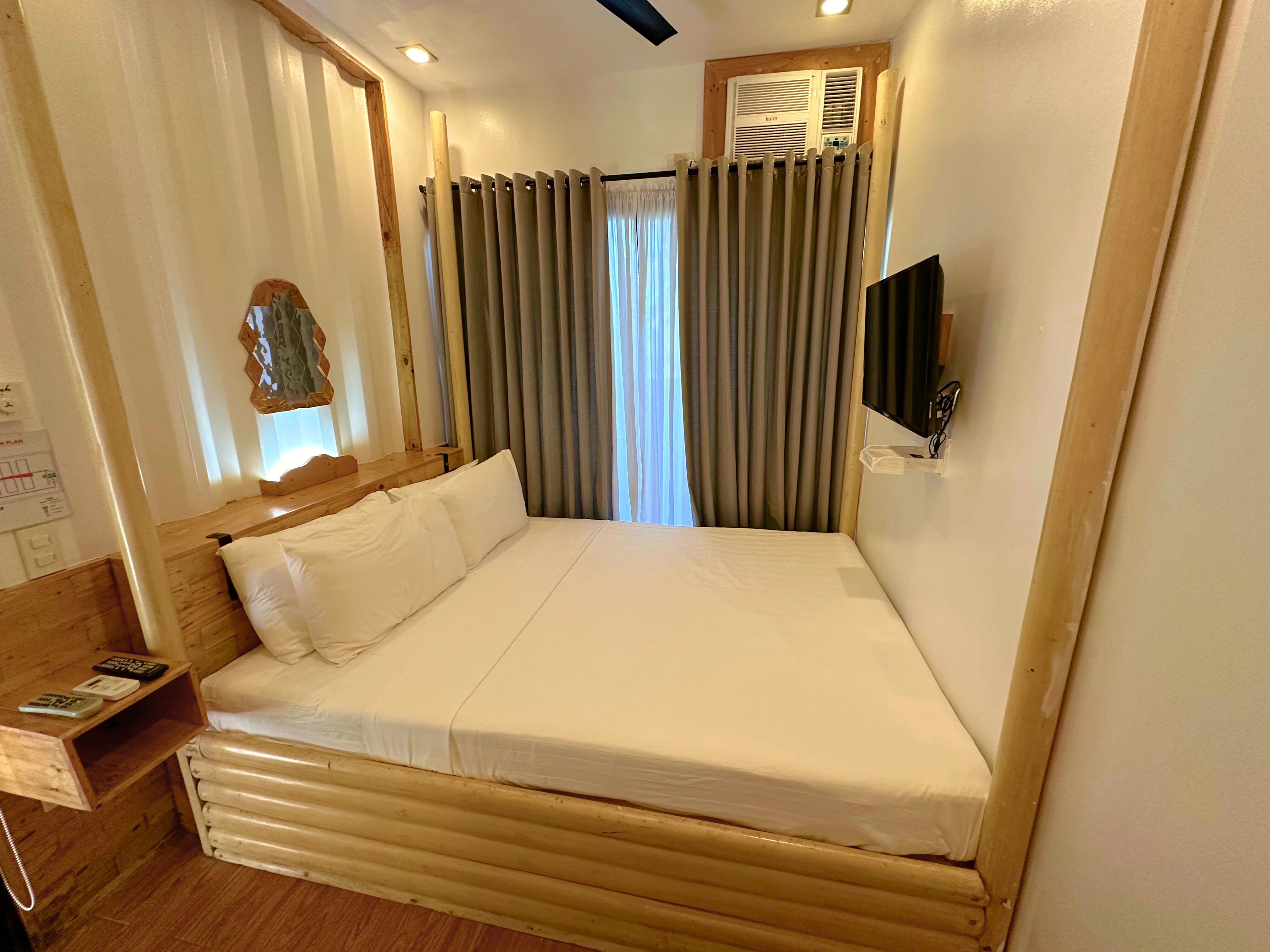 Double Queen Size Bed