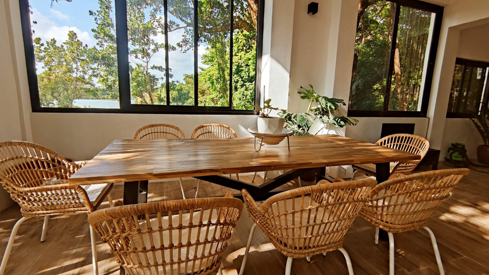 Family Room King Size Bed