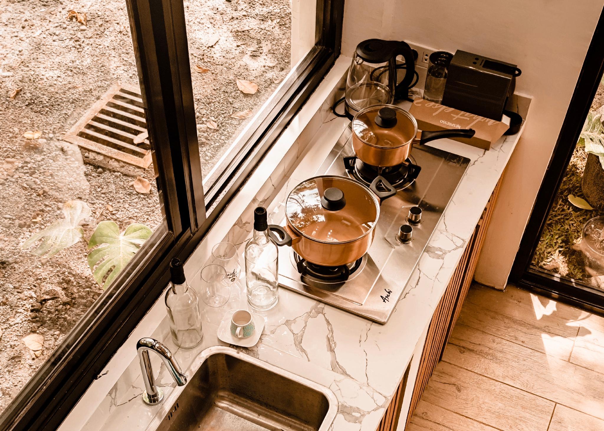 Family Room King Size Bed