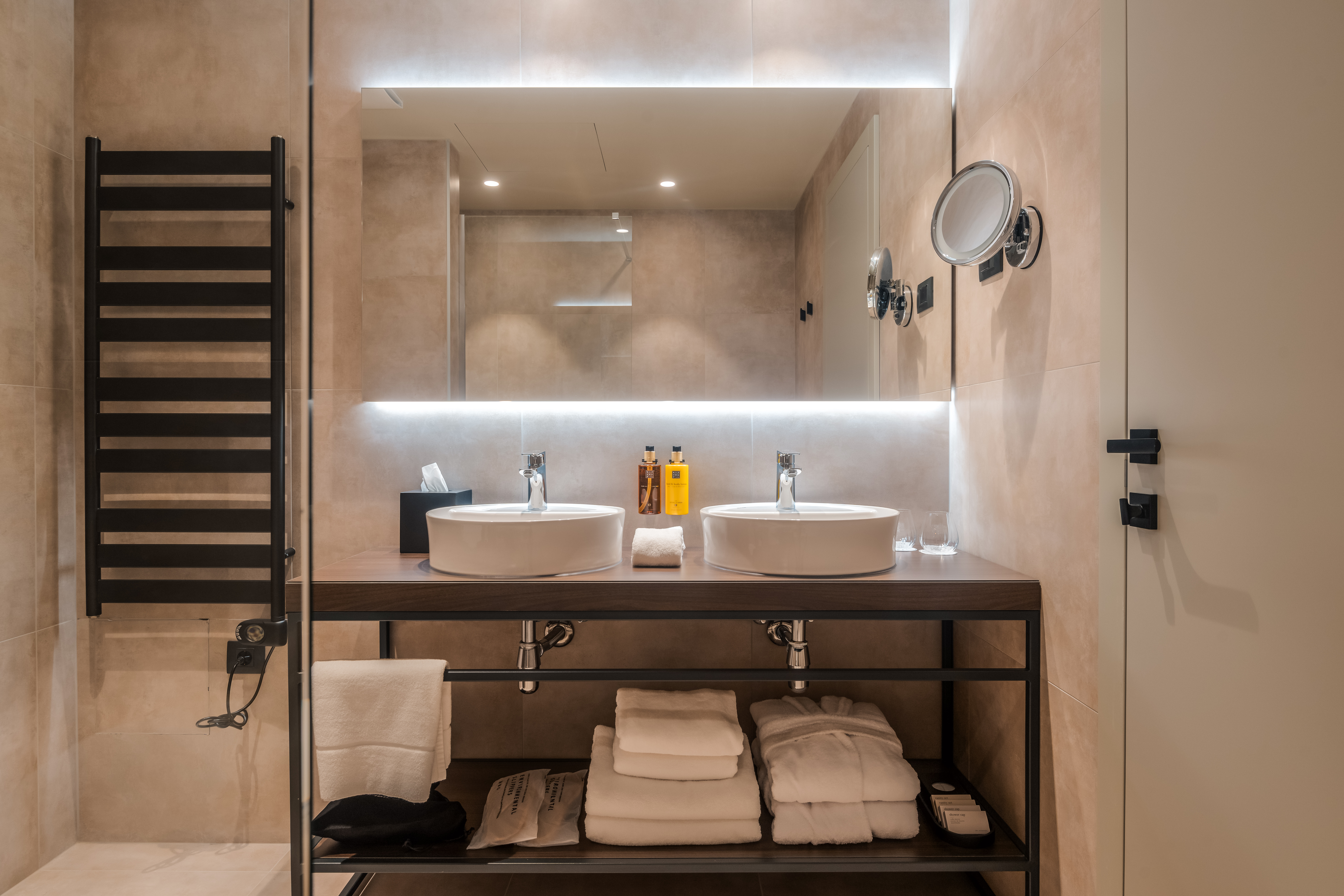 Double or Twin Deluxe