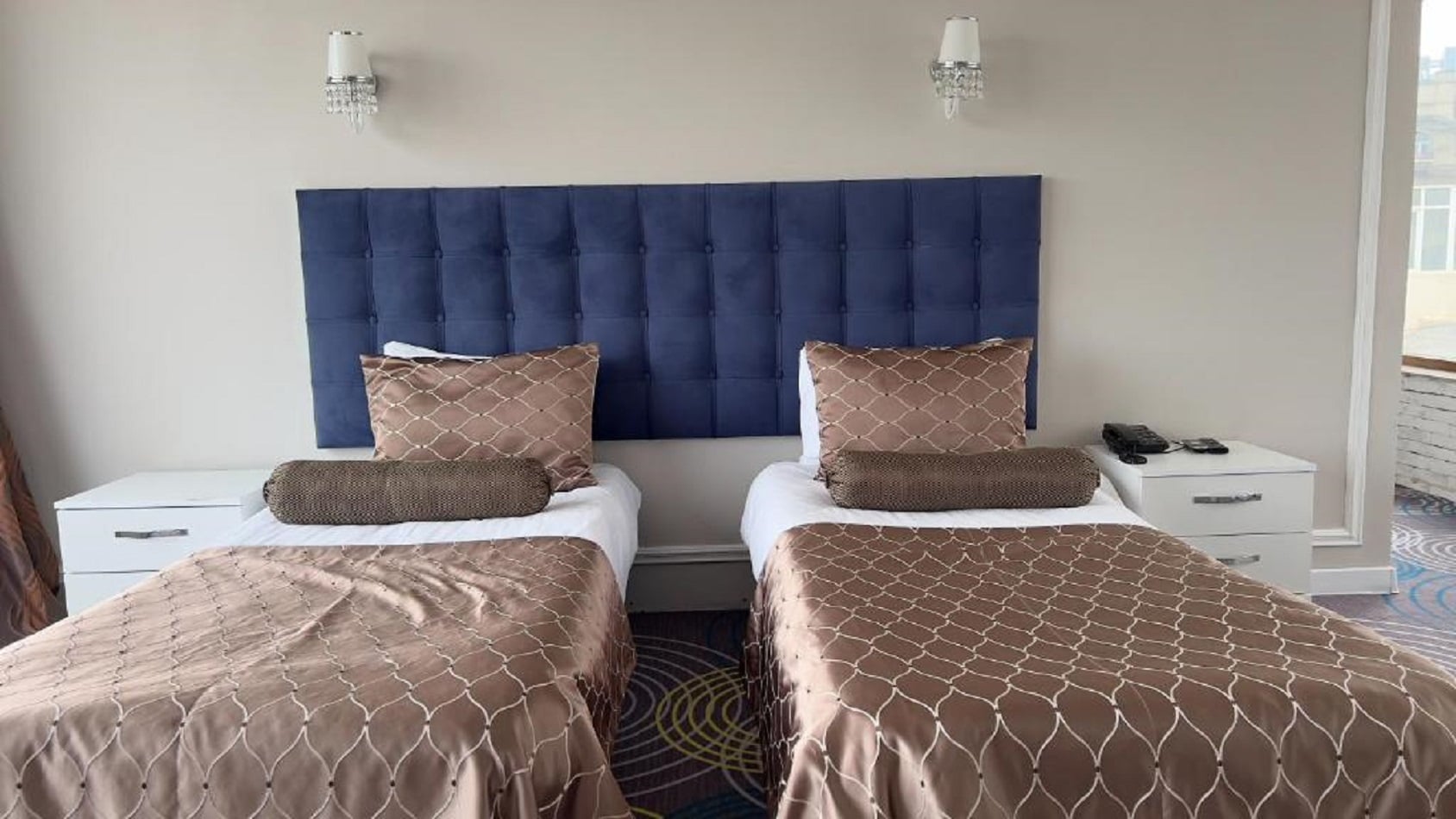 Family Room Executive