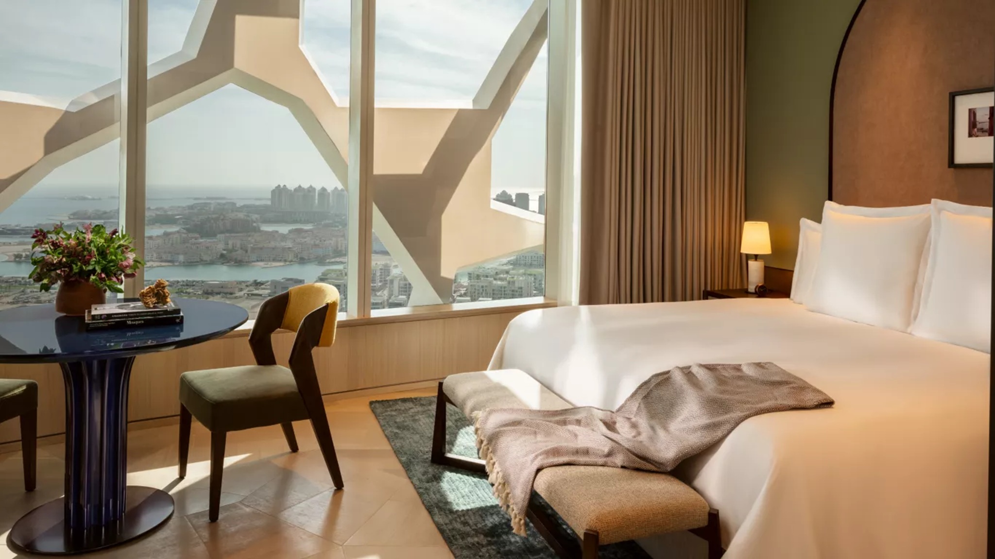 Apartment Three Bedrooms with Views