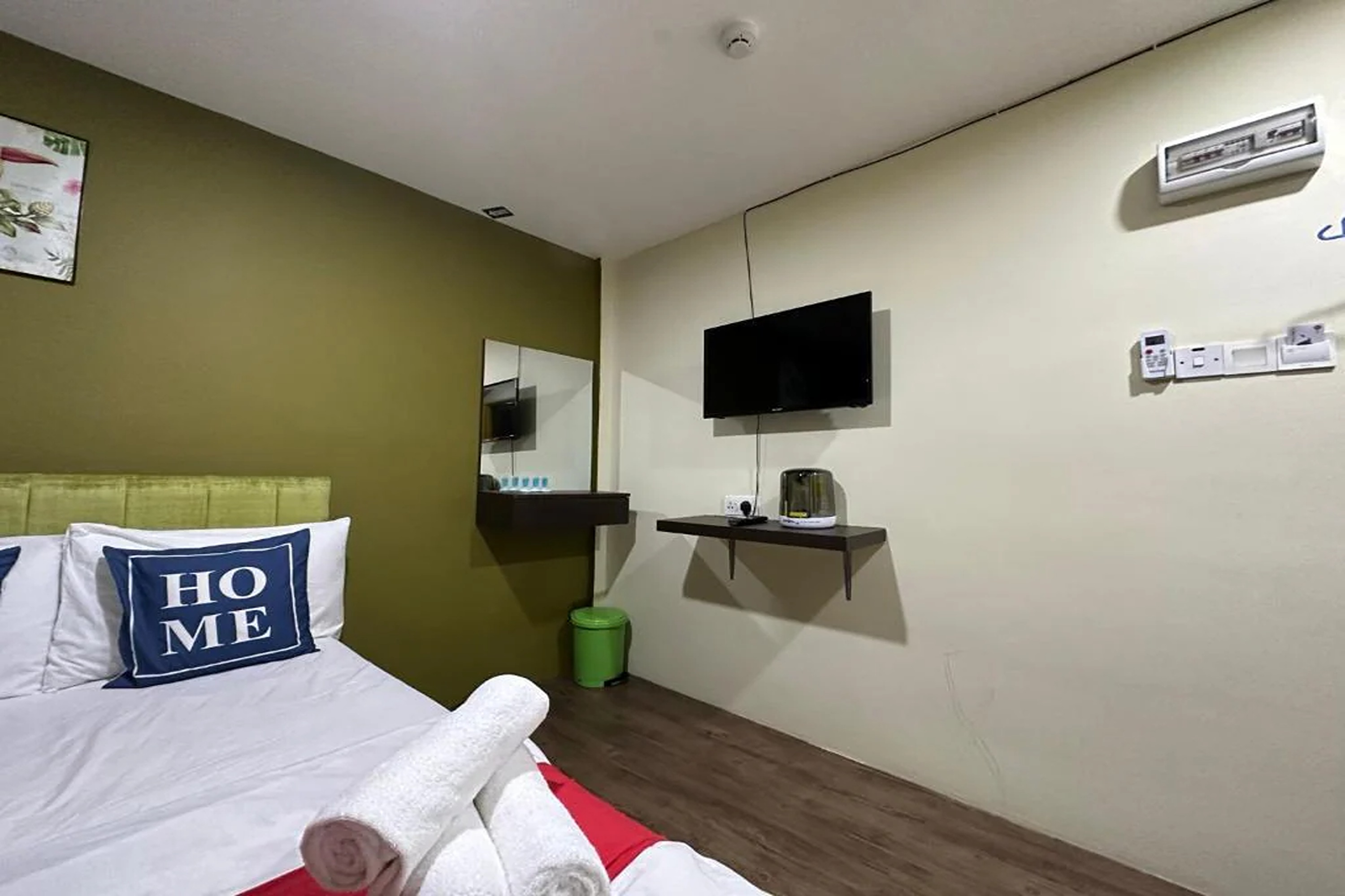 Double King Size Bed