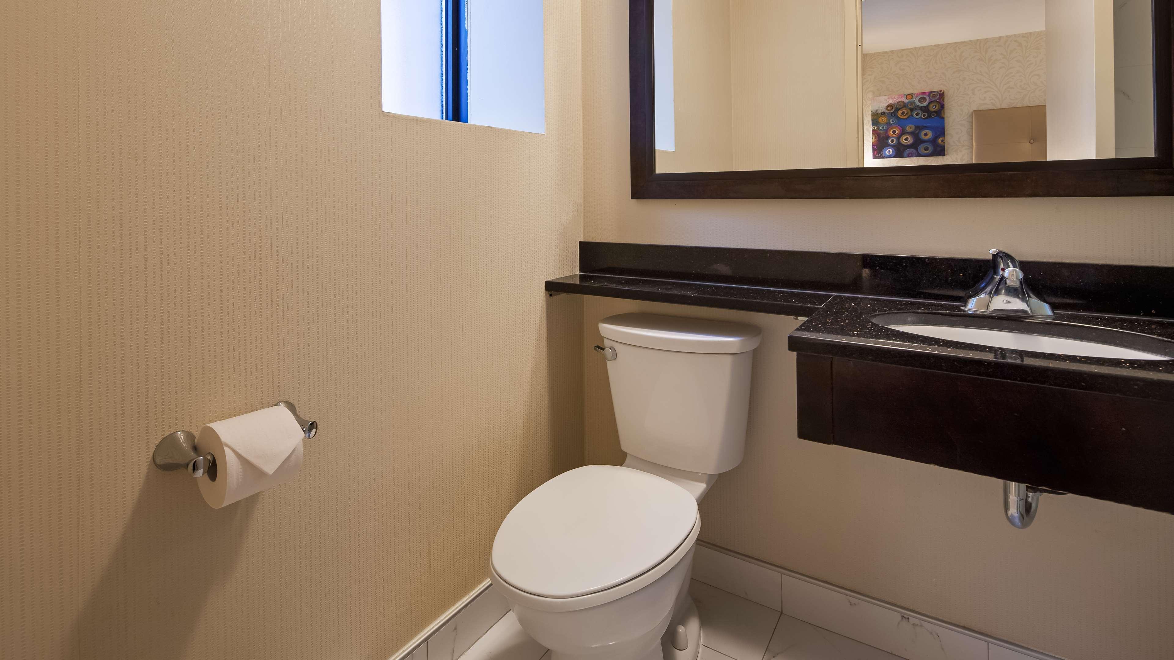 Suite Two Queen Beds Non Smoking