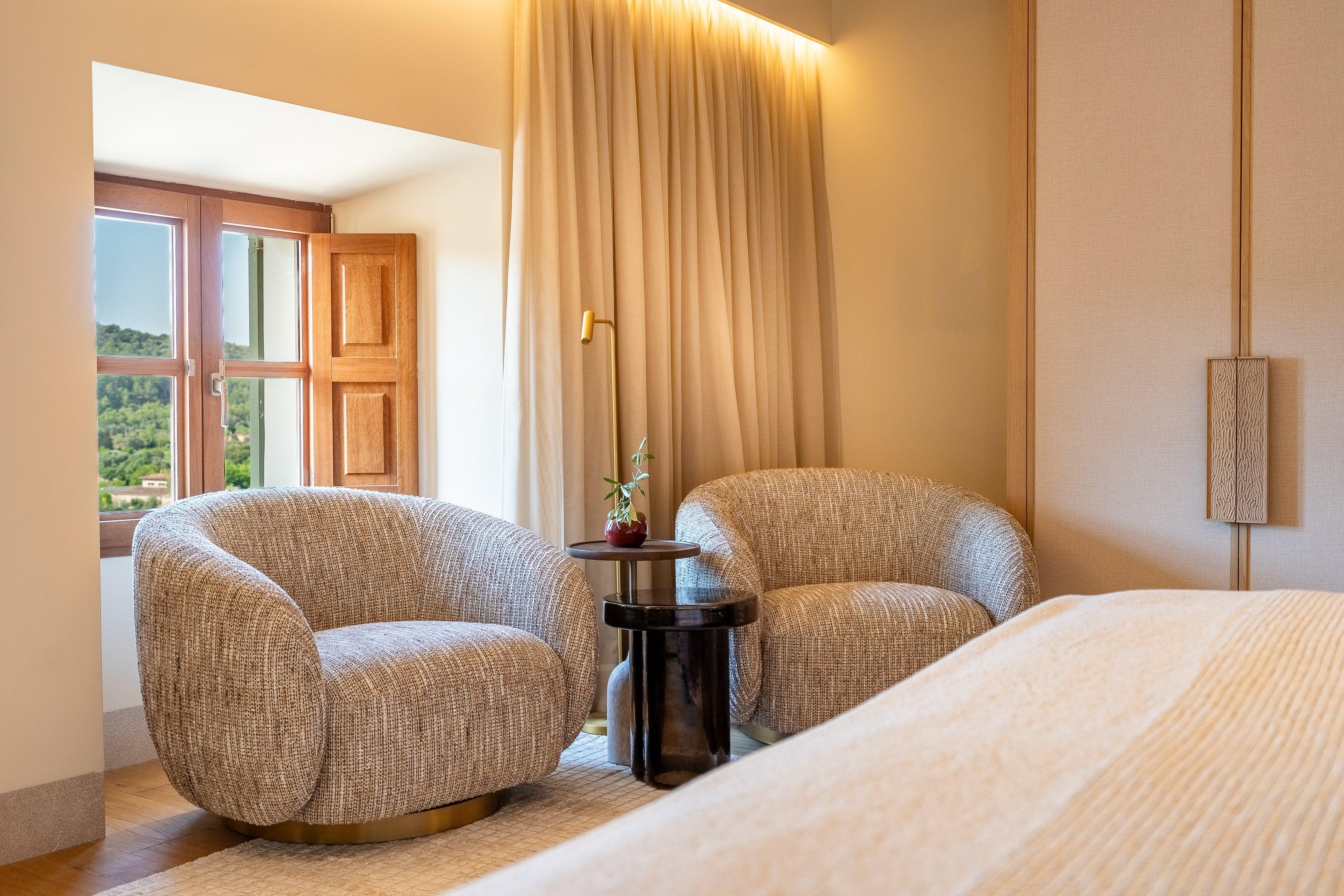 Double Premium King Bed