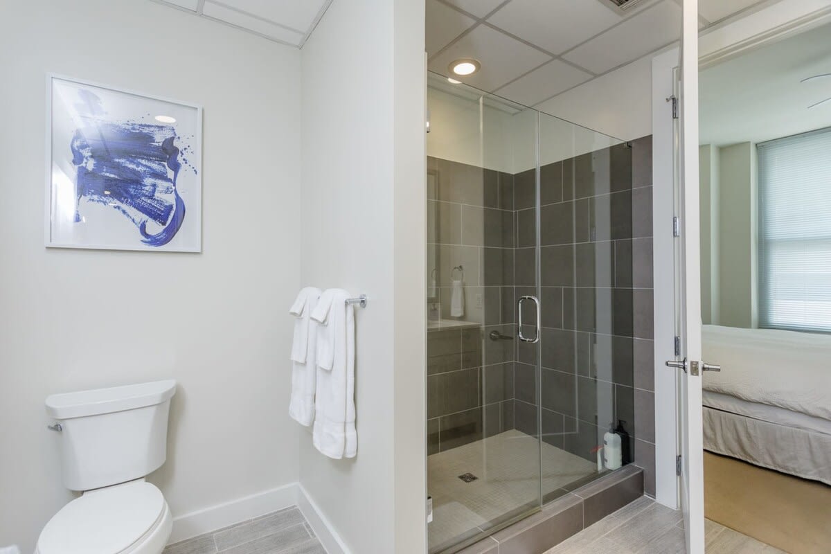 Apartment Deluxe Queen Bed