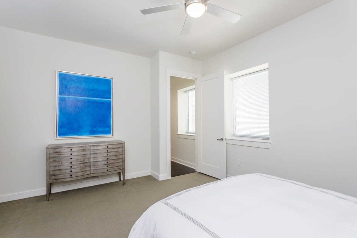 Apartment Two Bedrooms Two Bathrooms