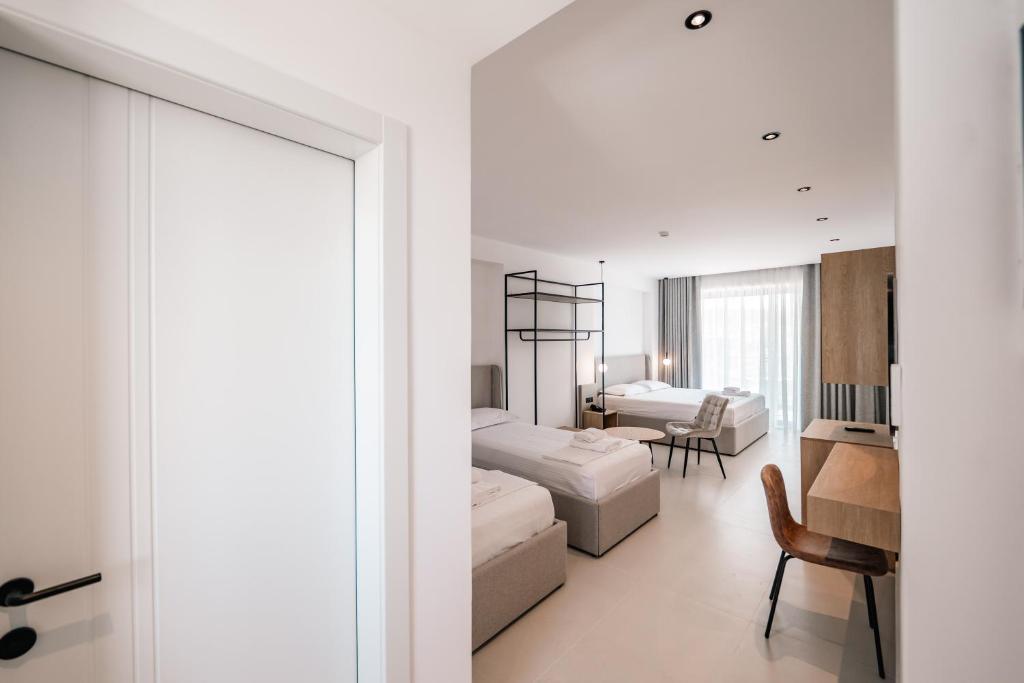 Family Room Superior