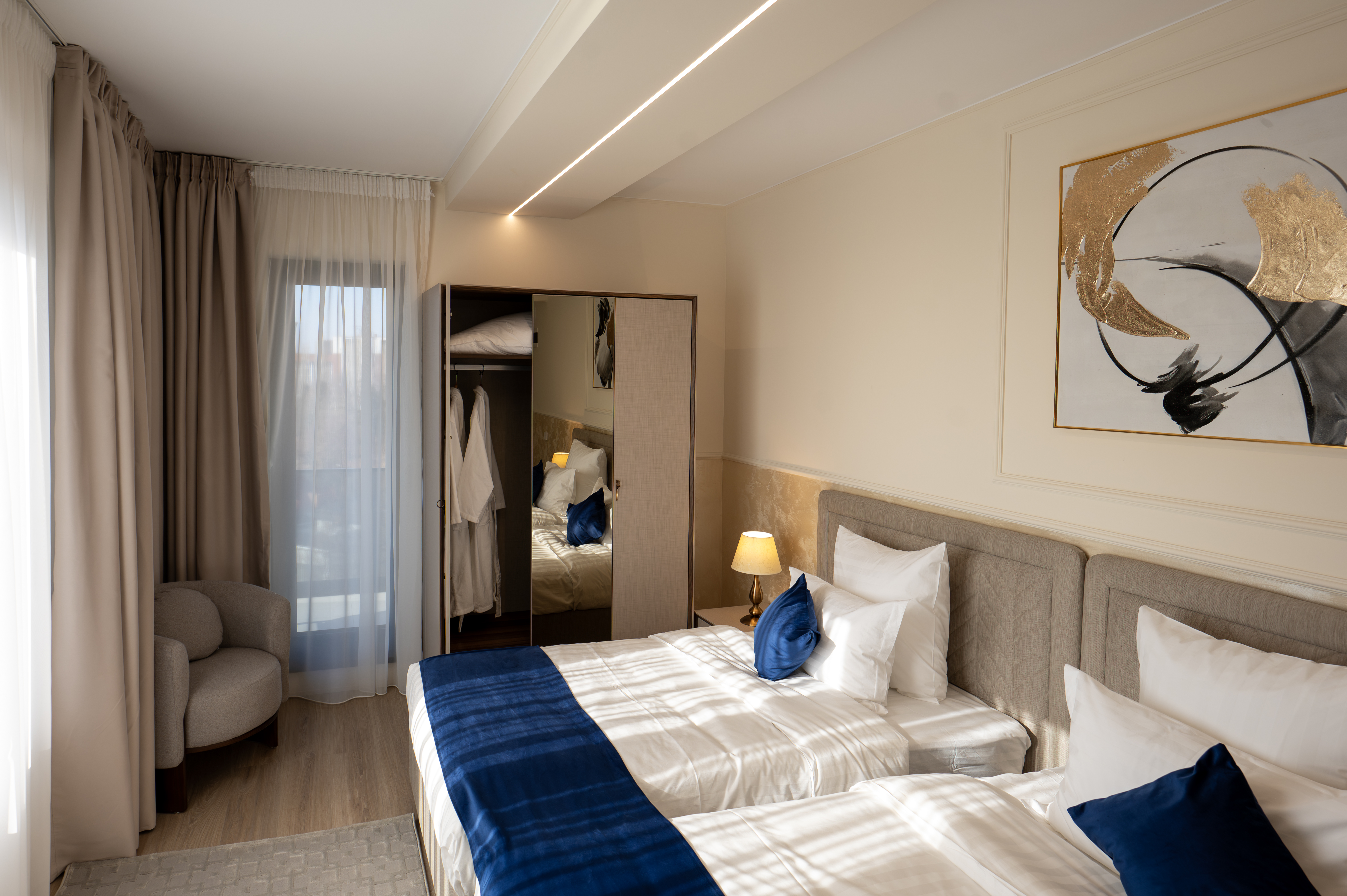 Double Single Superior