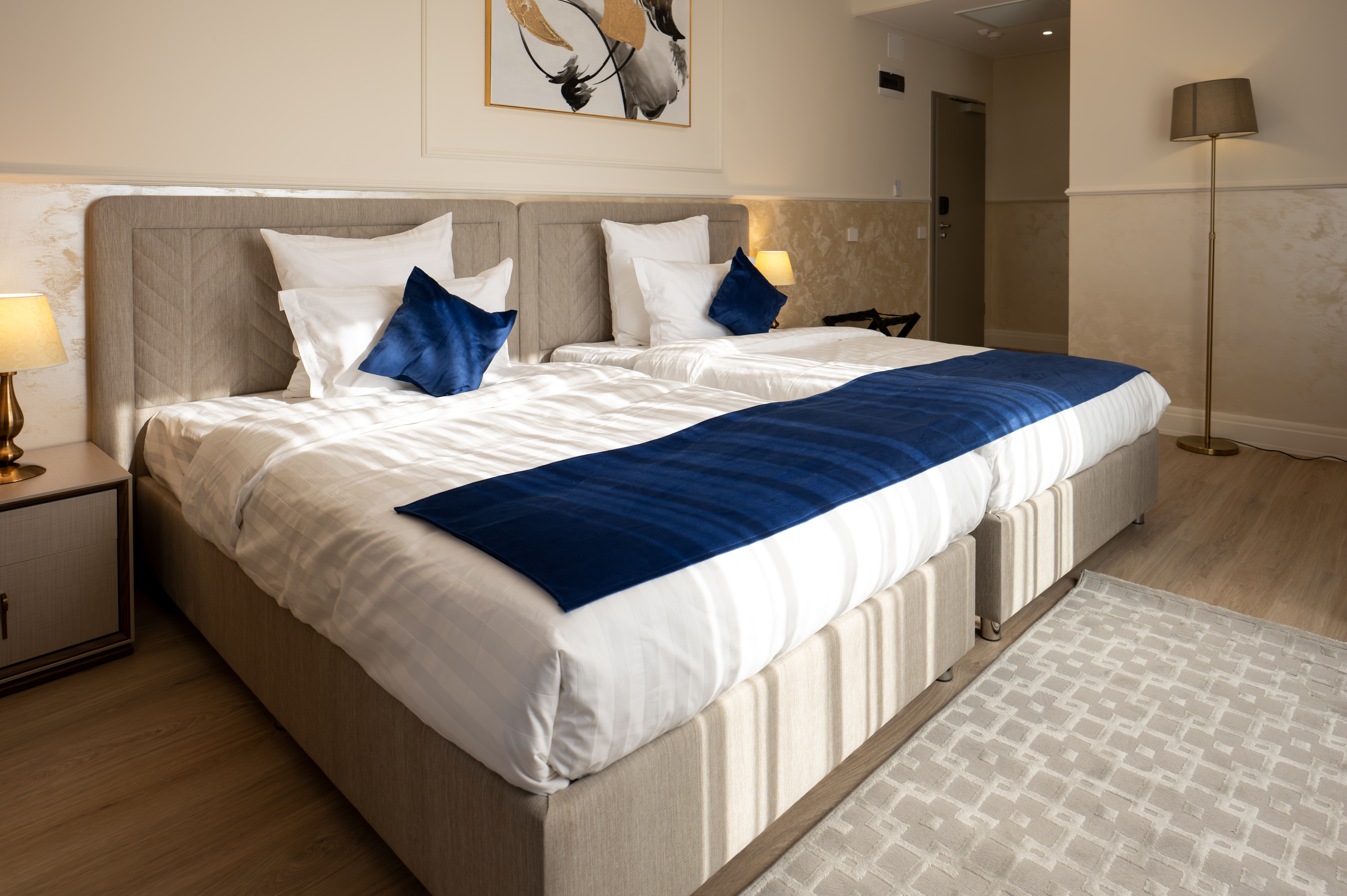 Double Single Superior