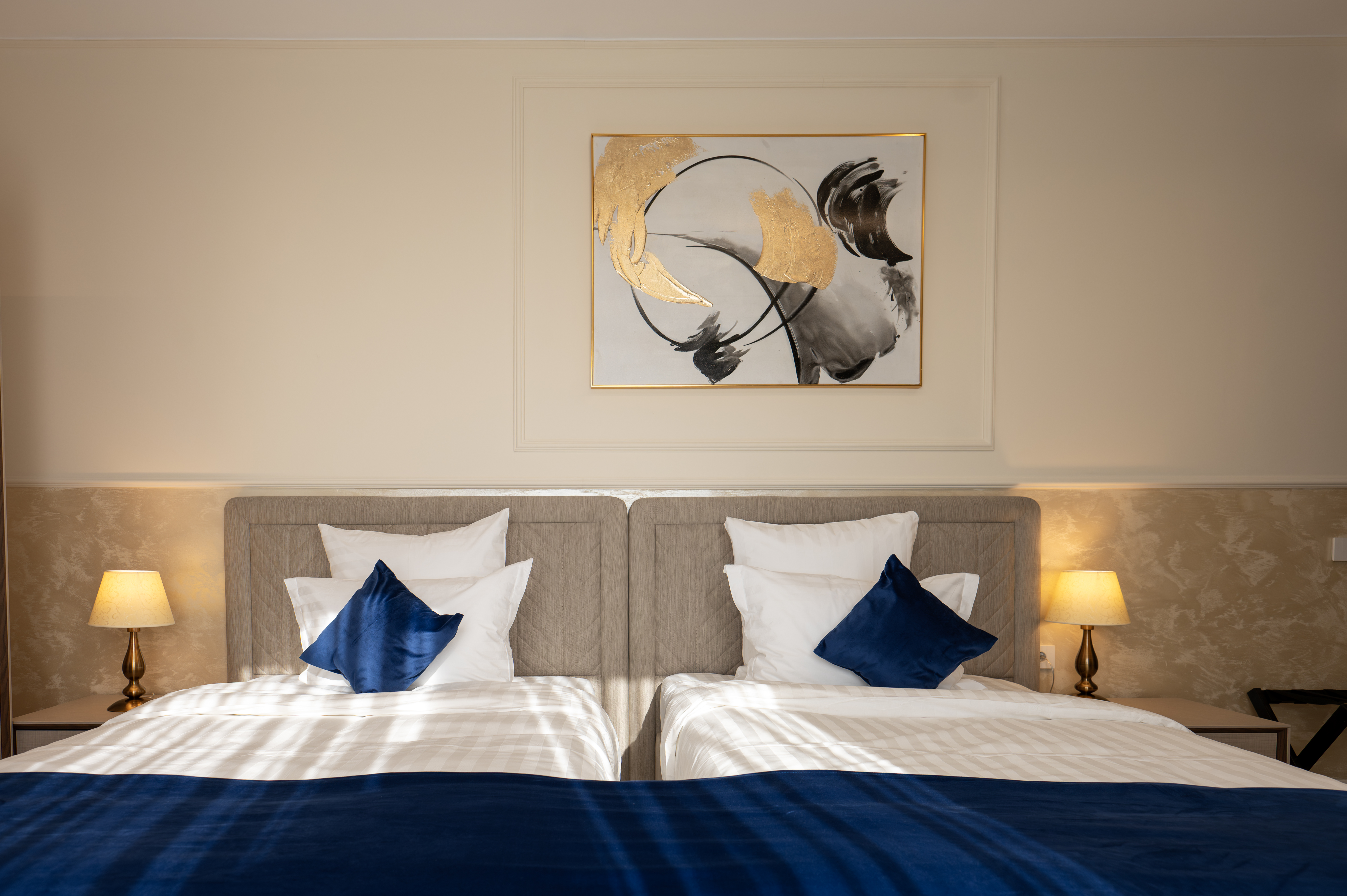 Double Single Superior