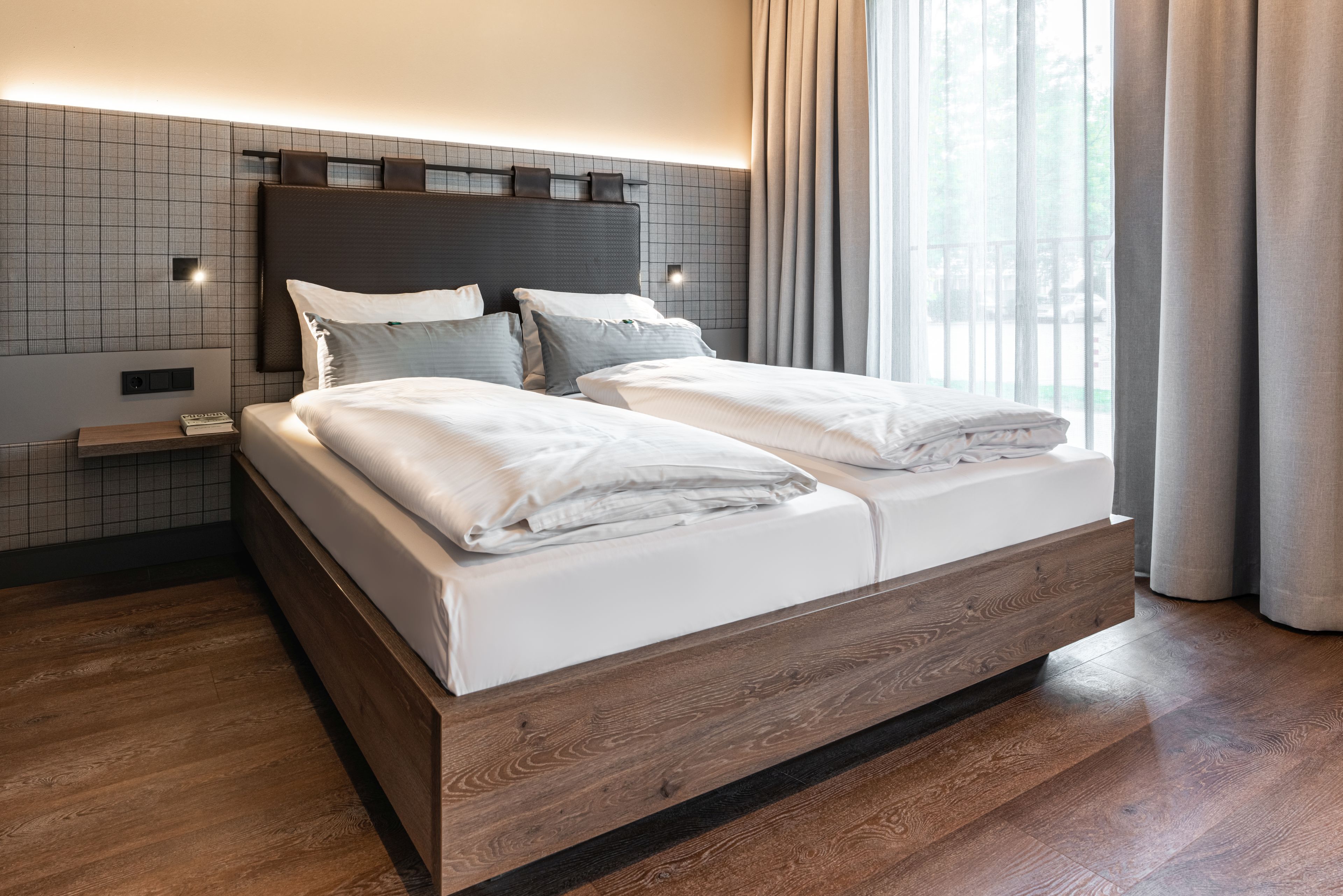 Double Business Superior