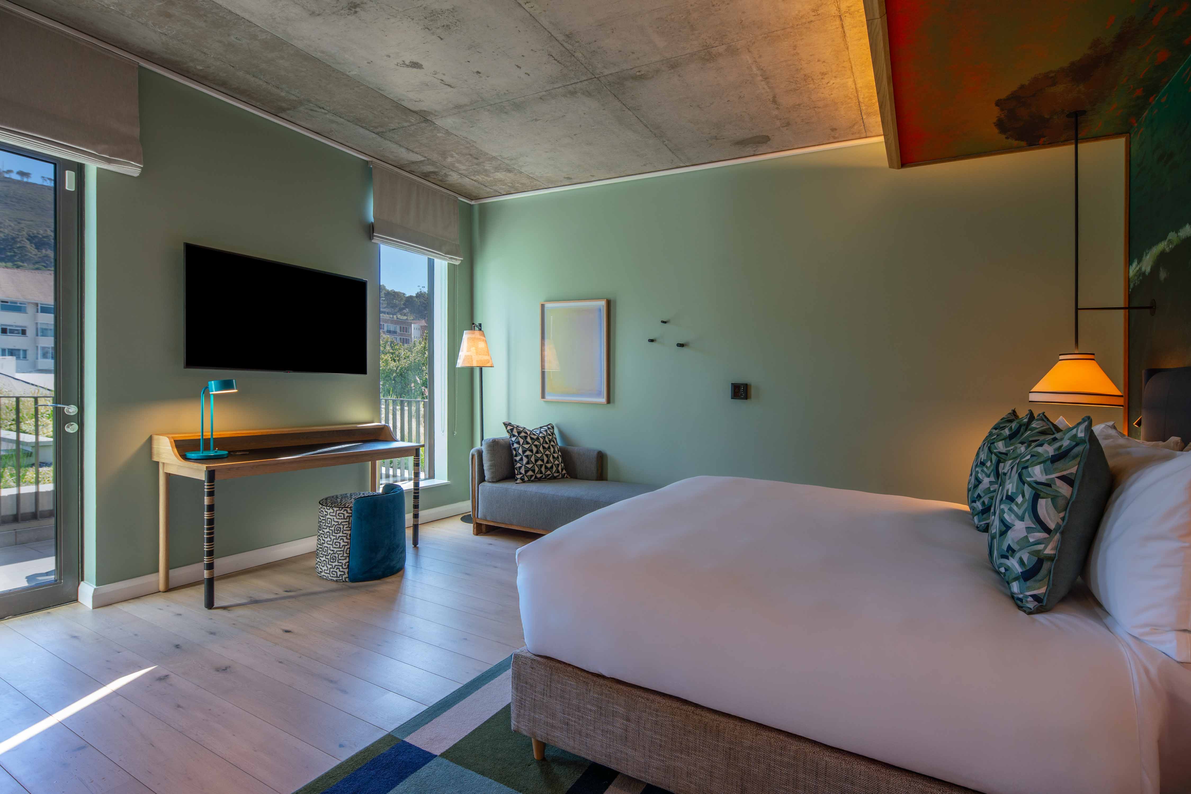 Double Deluxe King Bed