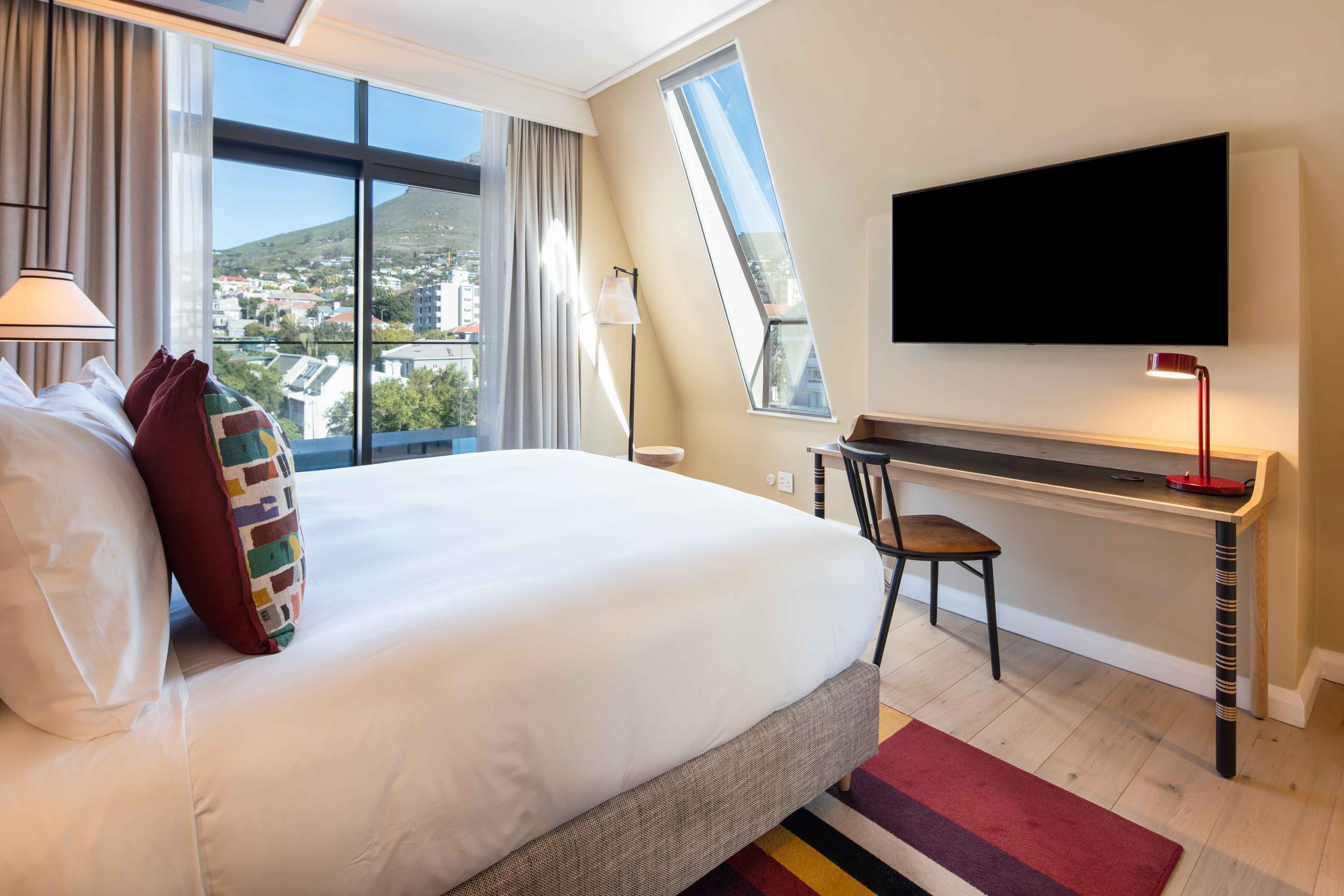 Double Deluxe King Bed