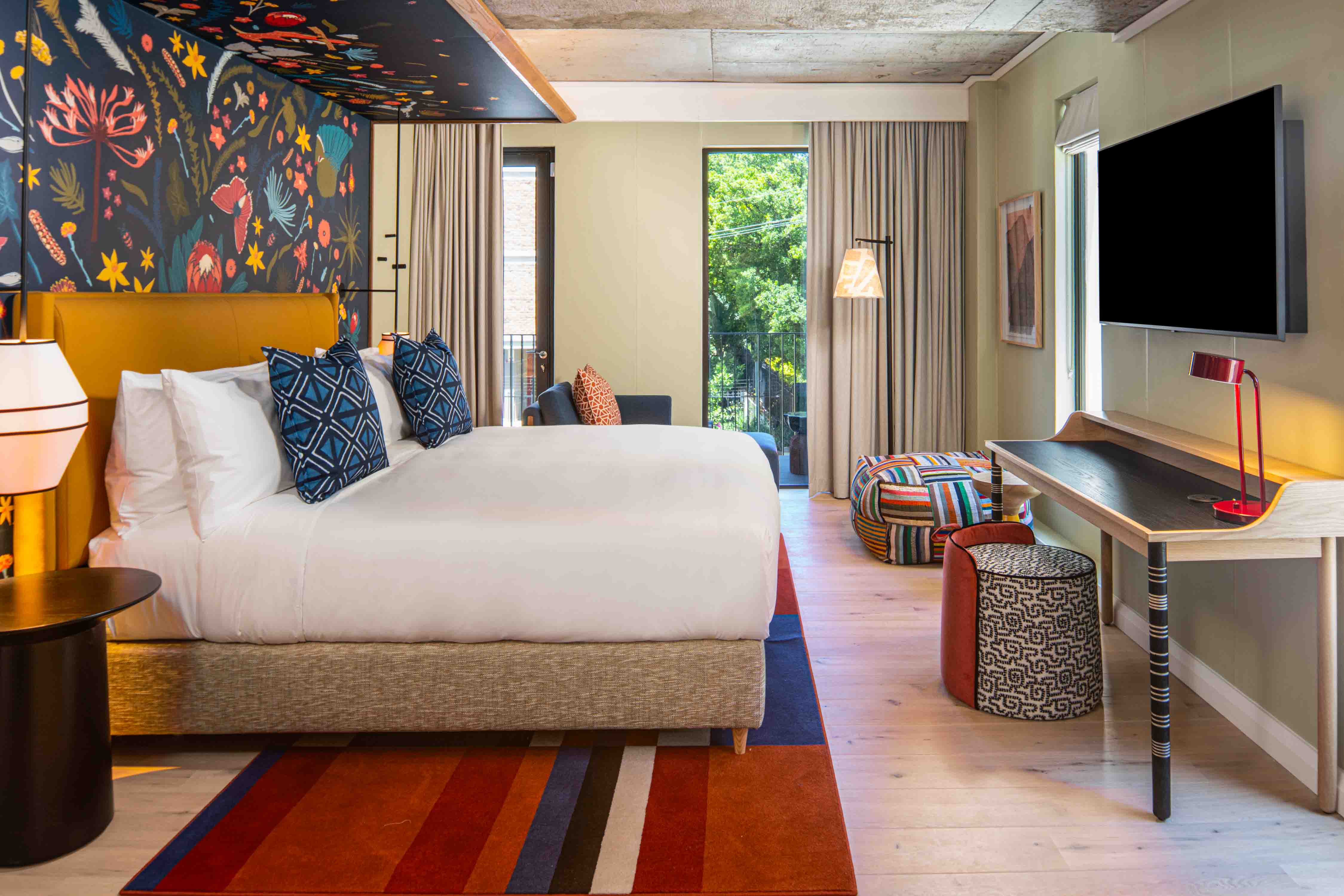 Double Deluxe King Bed