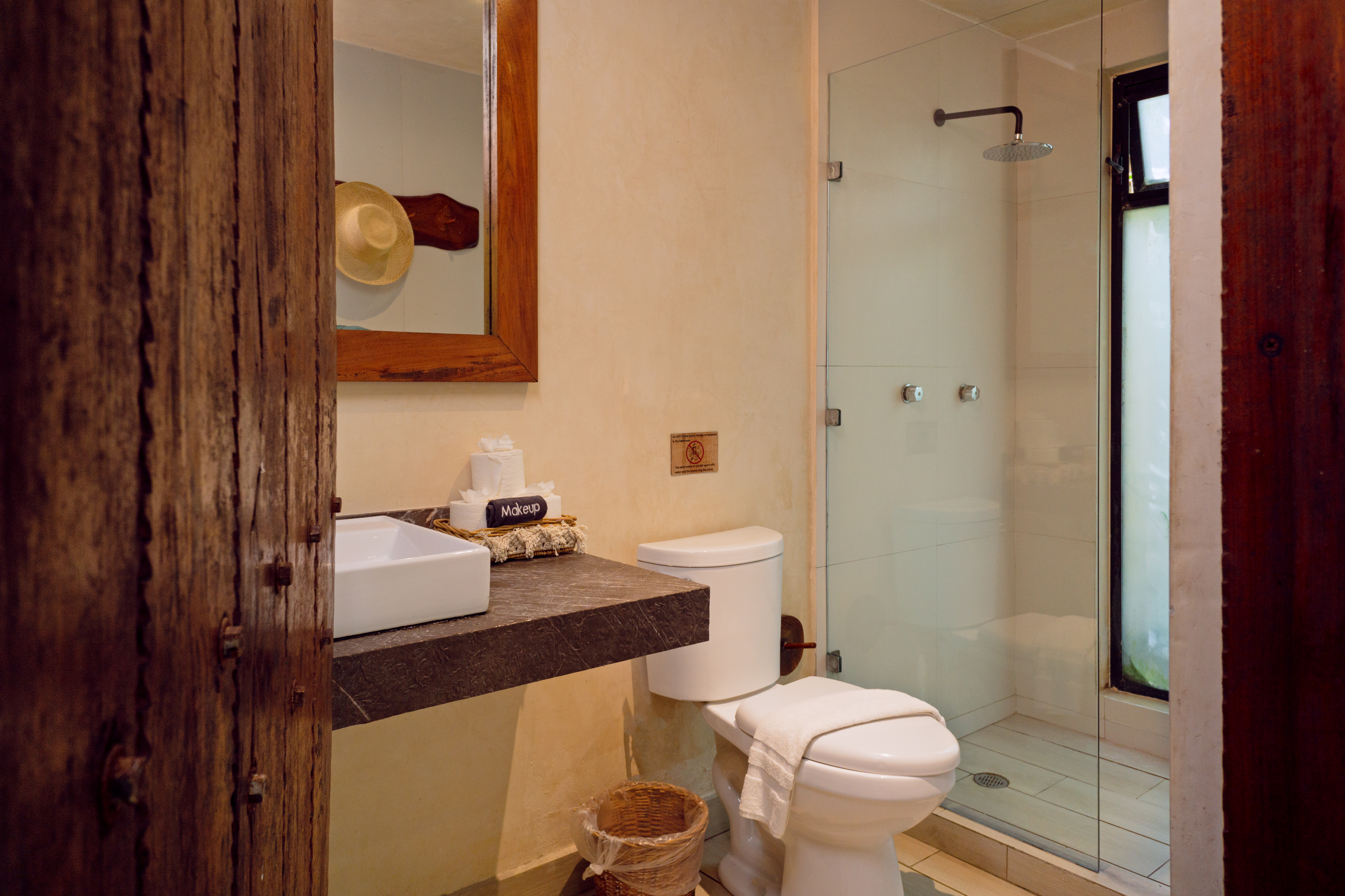 Suite Deluxe King Bed