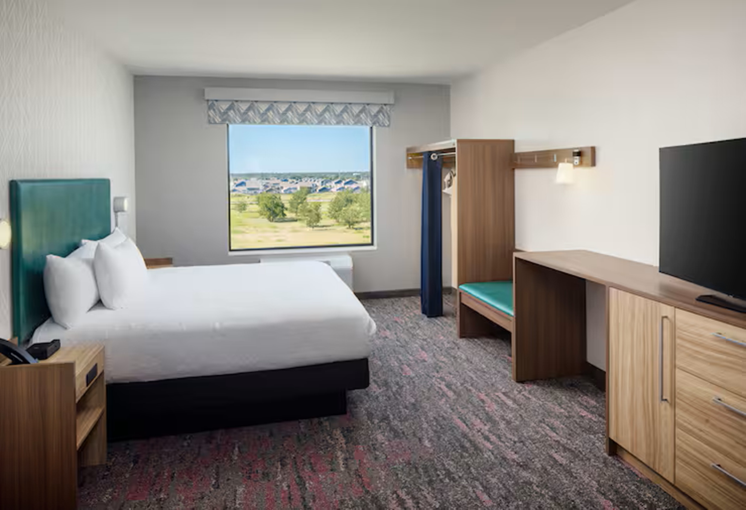 Studio King Size Bed