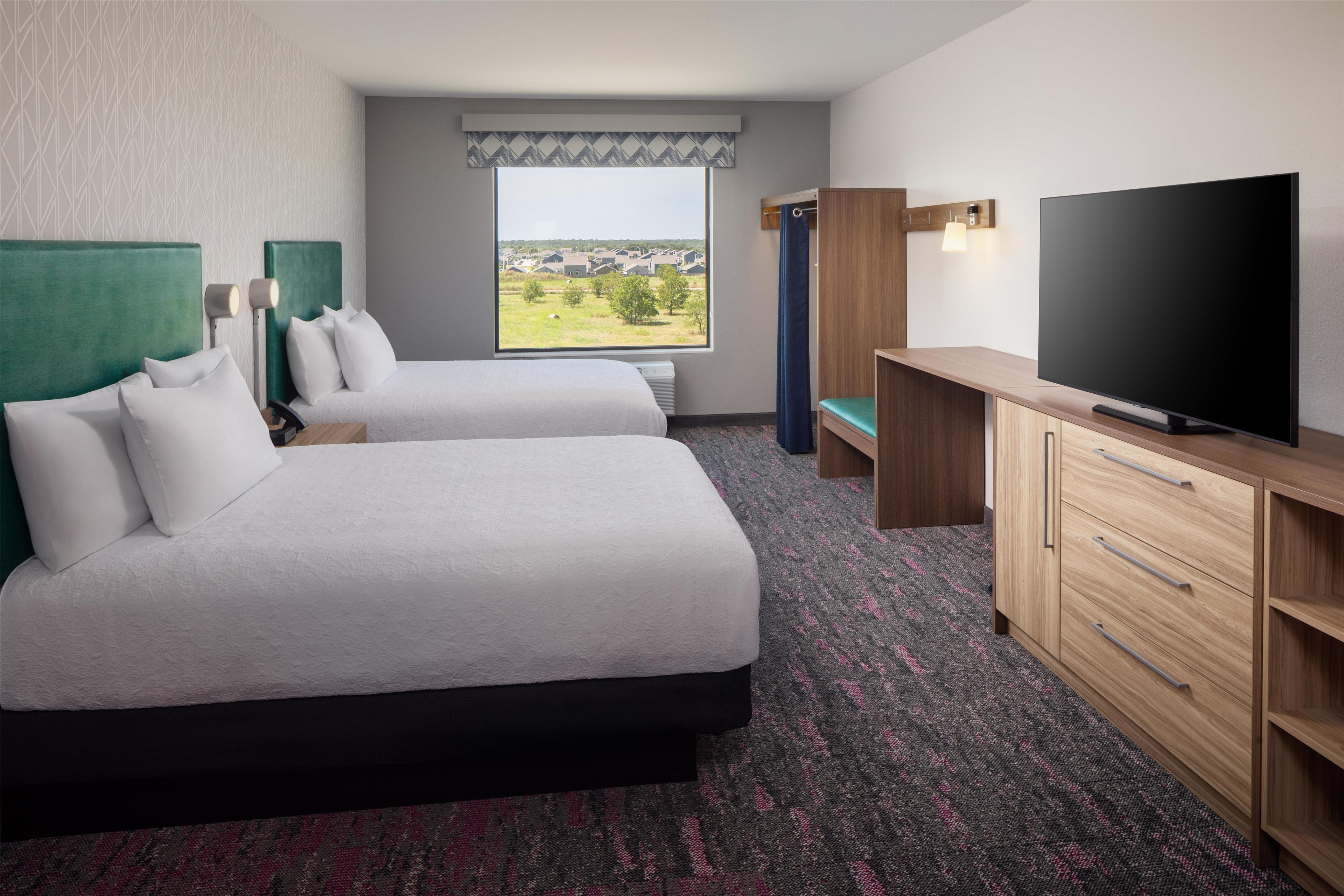 Studio Accessible-two Queen Beds