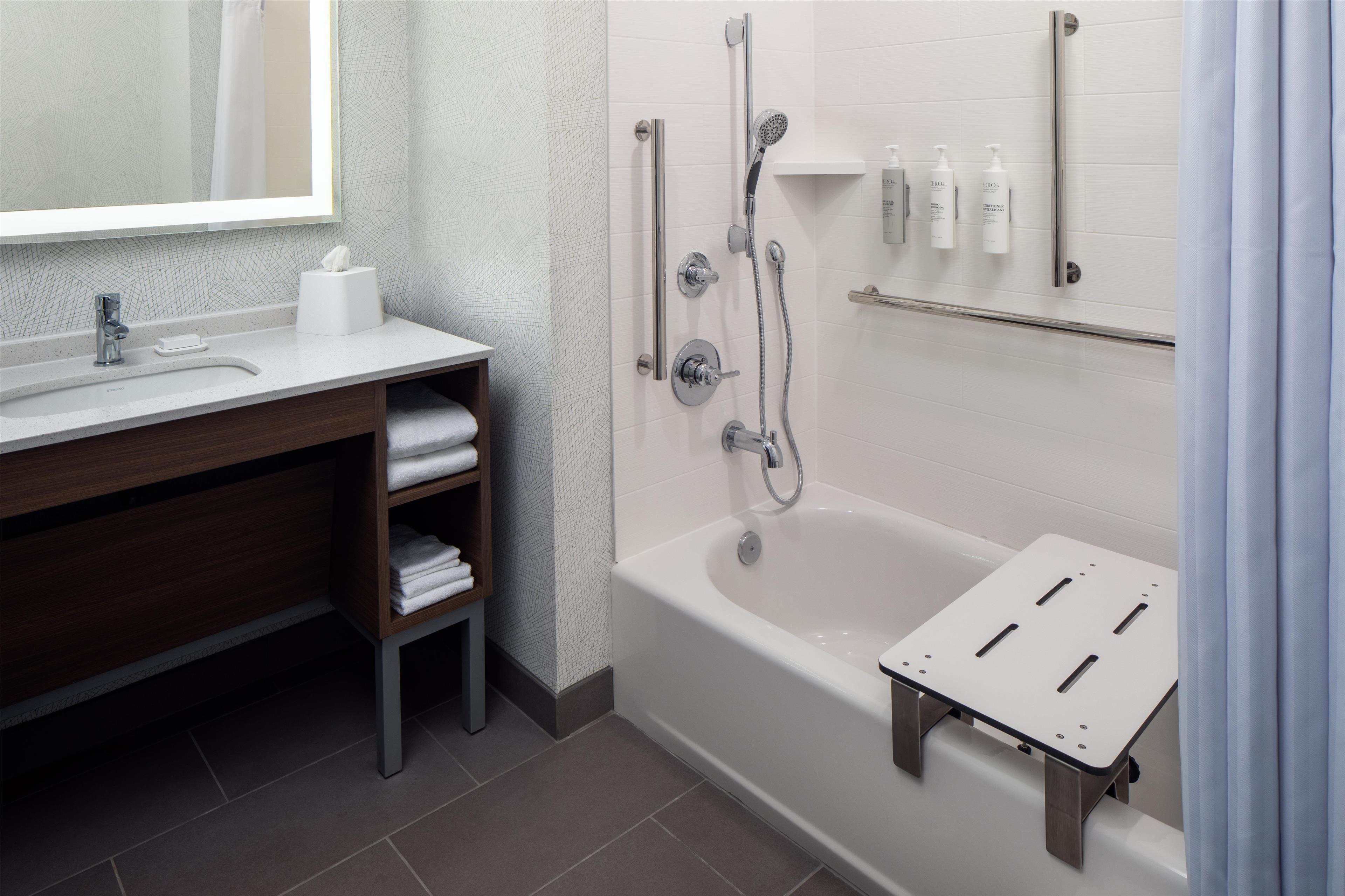 Studio Accessible-two Queen Beds