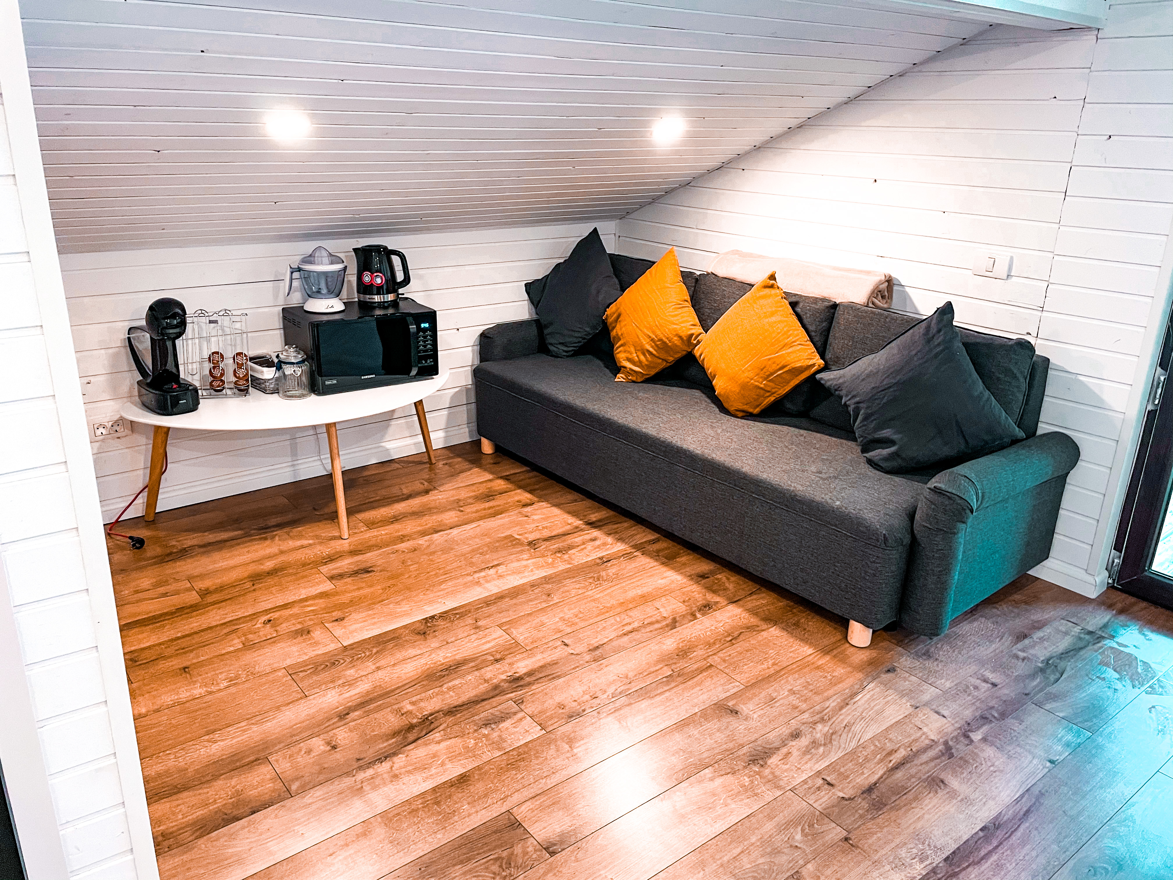 Apartment Two Bedrooms One Bathroom