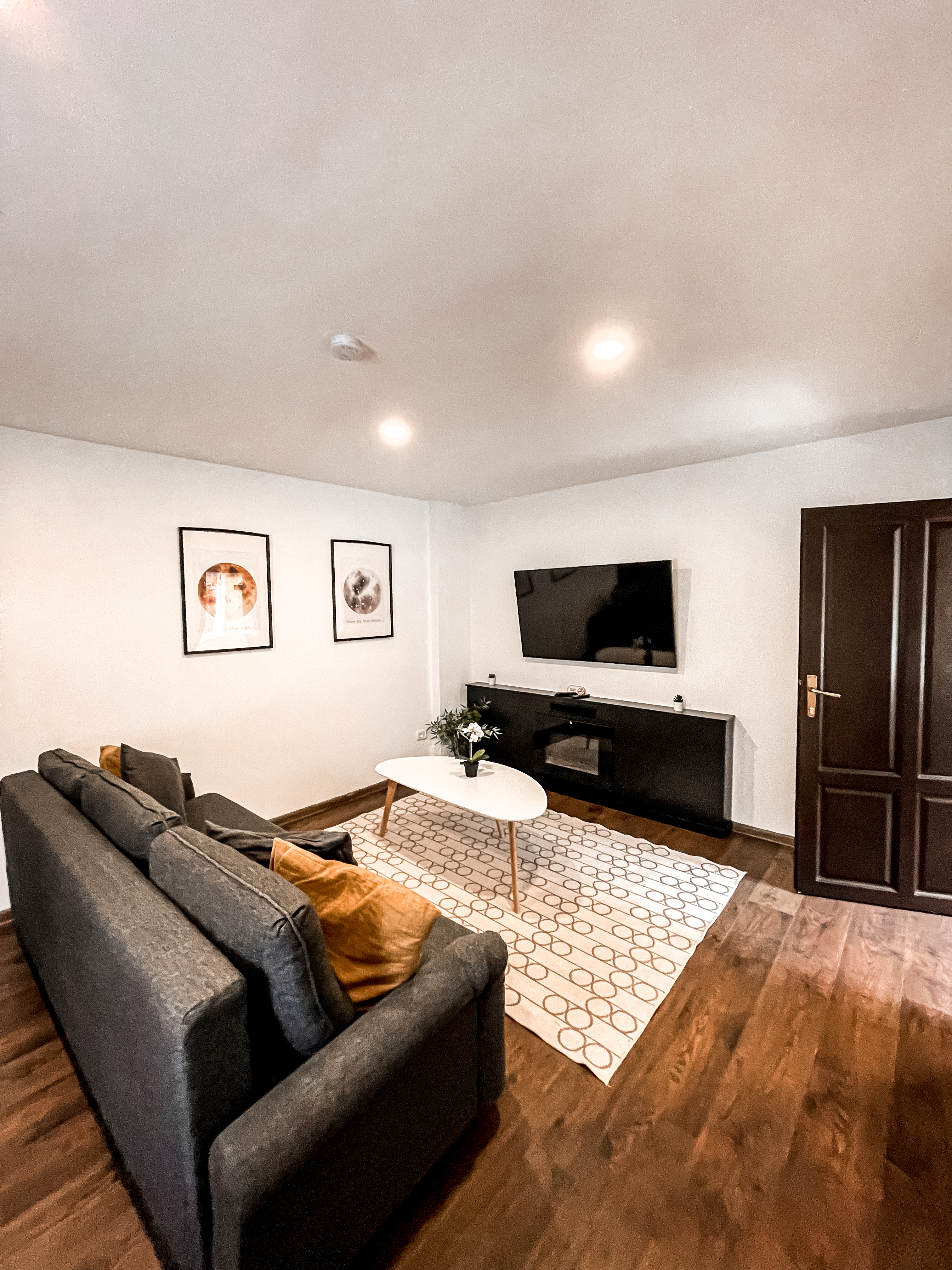 Apartment One Bedroom One Bathroom