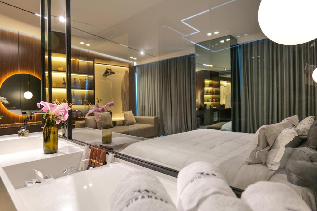 Suite with Private Pool