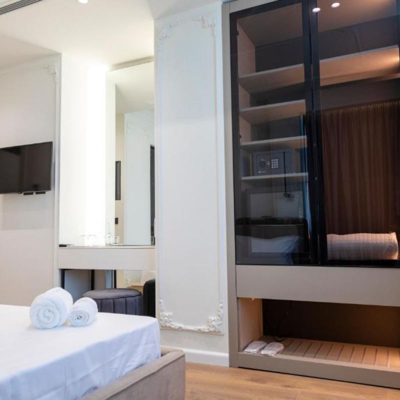 Double King Size Bed