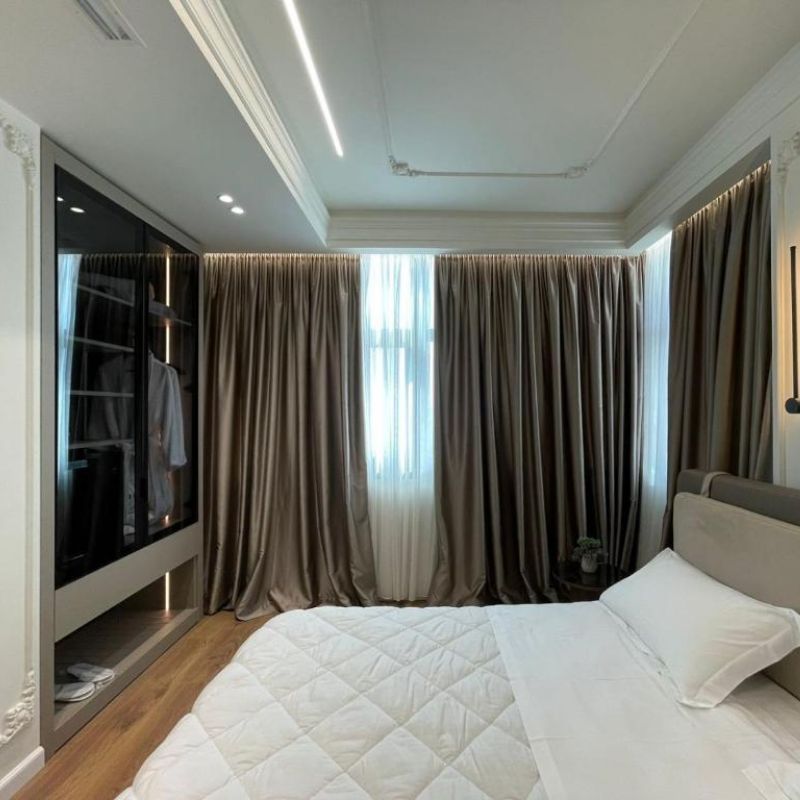 Double King Size Bed