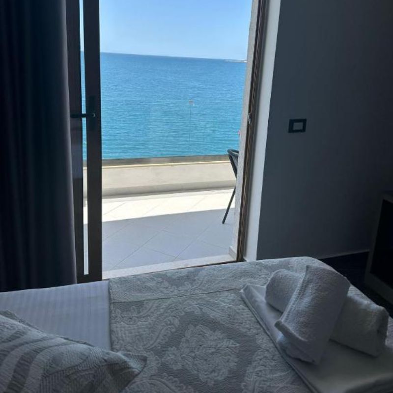 Triple Superior One Bedroom