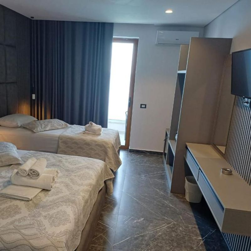 Triple Superior One Bedroom