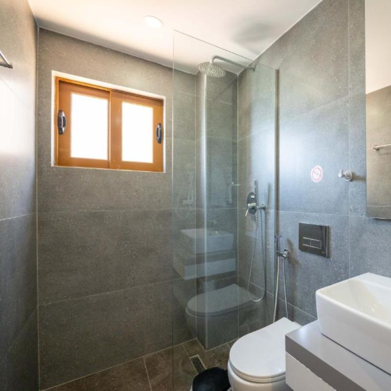 Double Deluxe One Bed