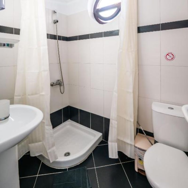 Quadruple with Views