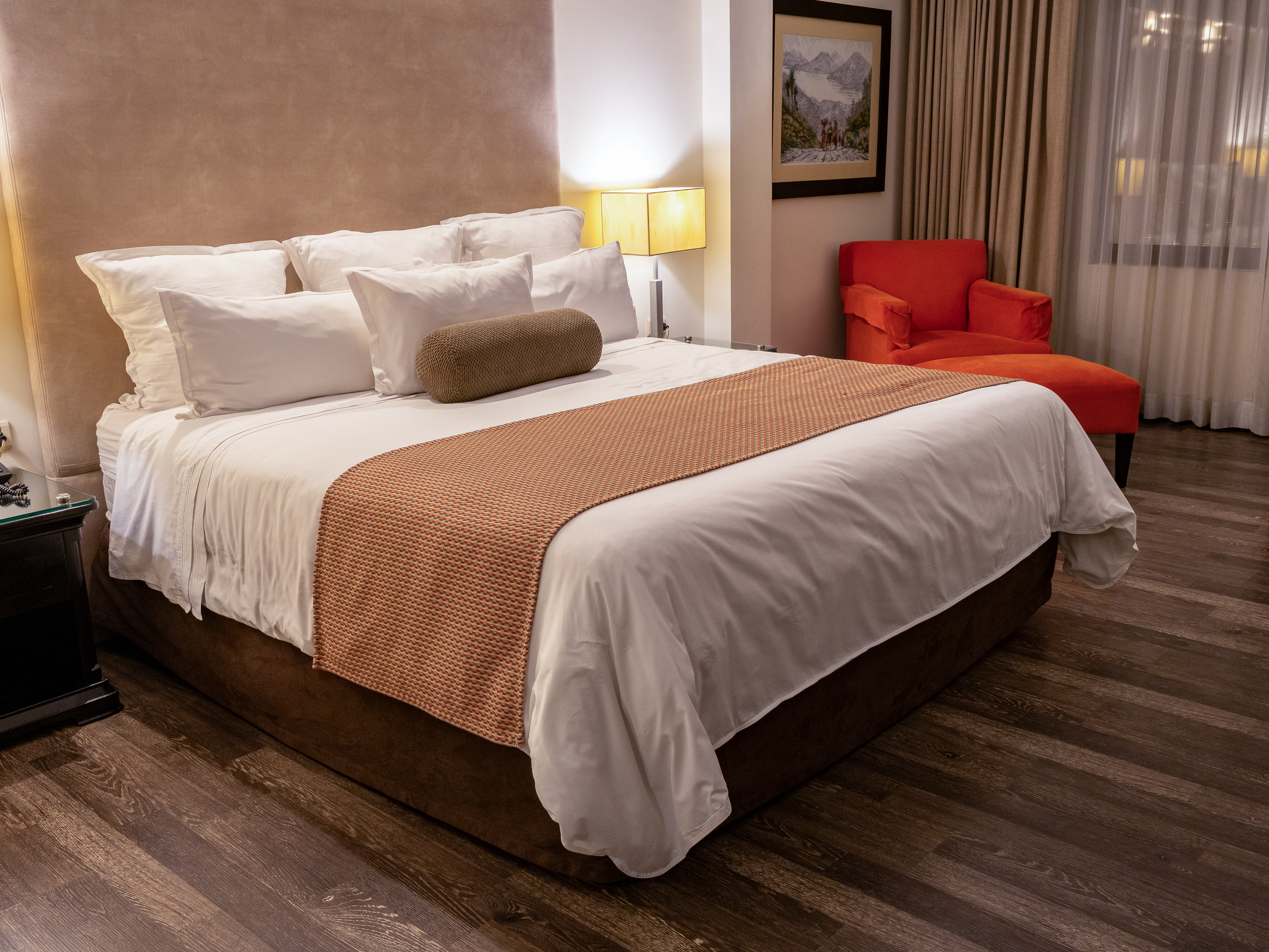 Double Deluxe King Bed