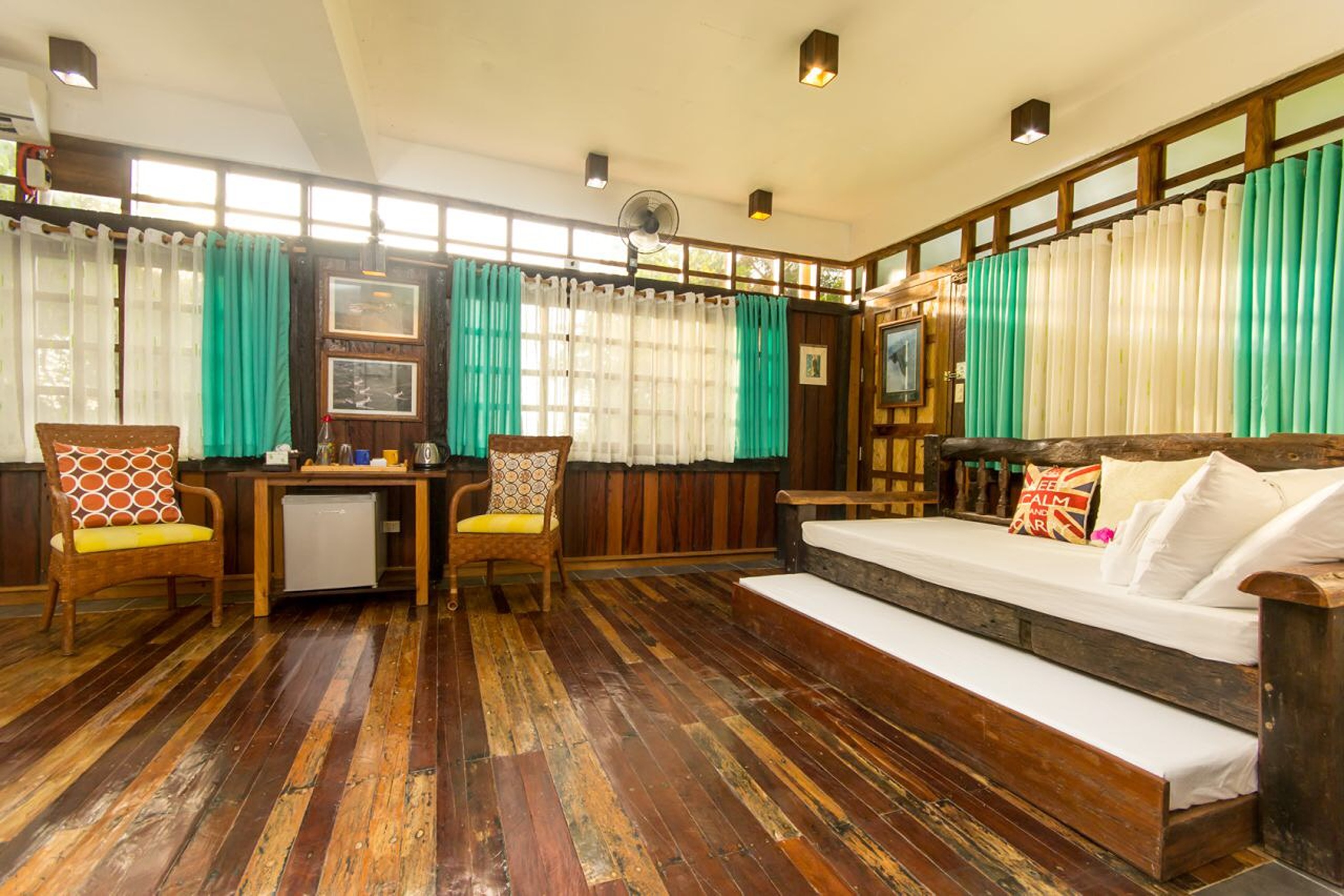 Family Room Executive