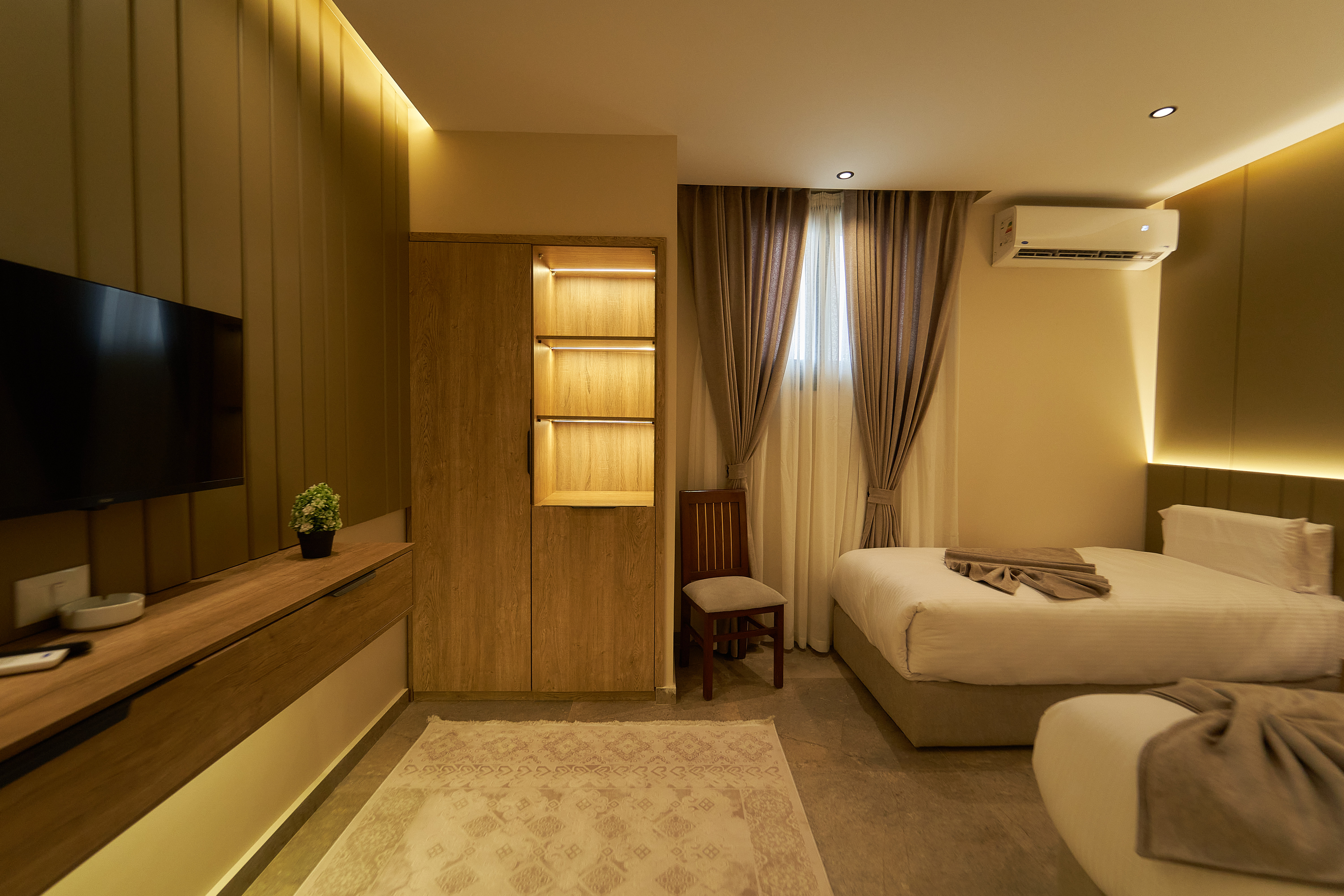 Double or Twin Standard