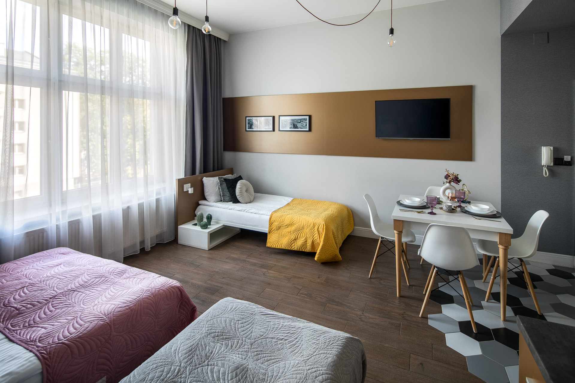 Quadruple Three Beds