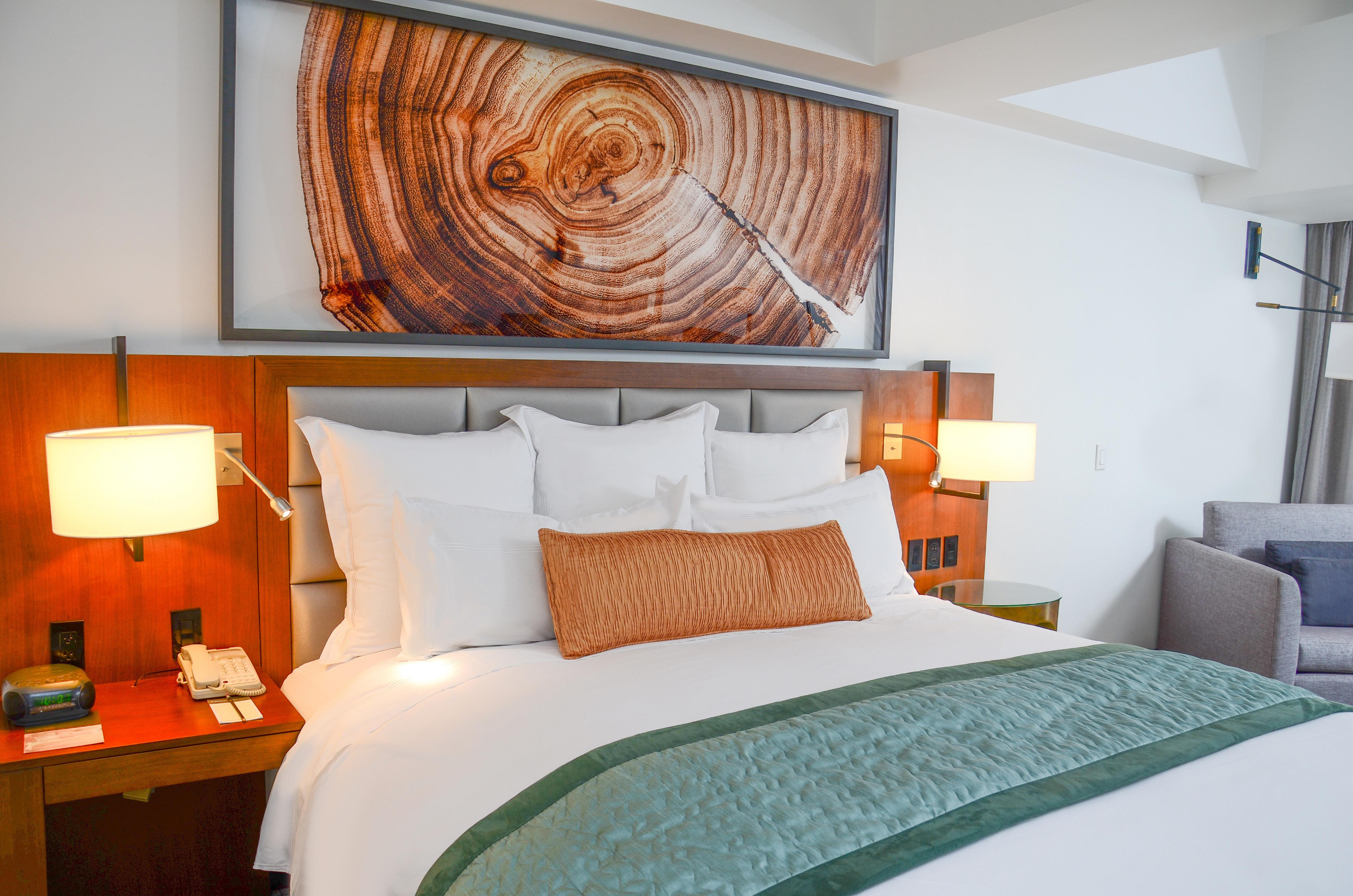 Double Deluxe King Bed