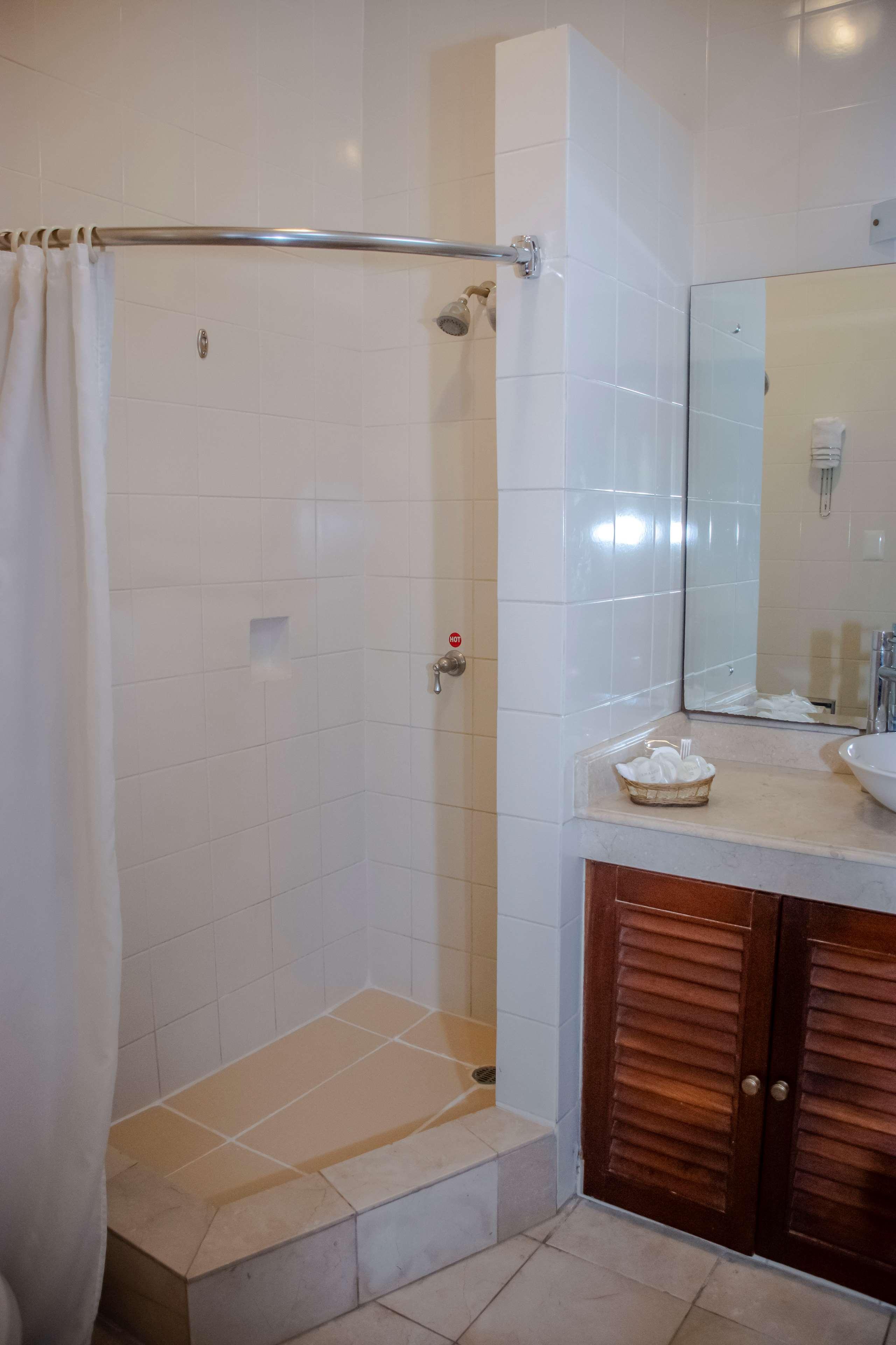 Room Two Double Beds