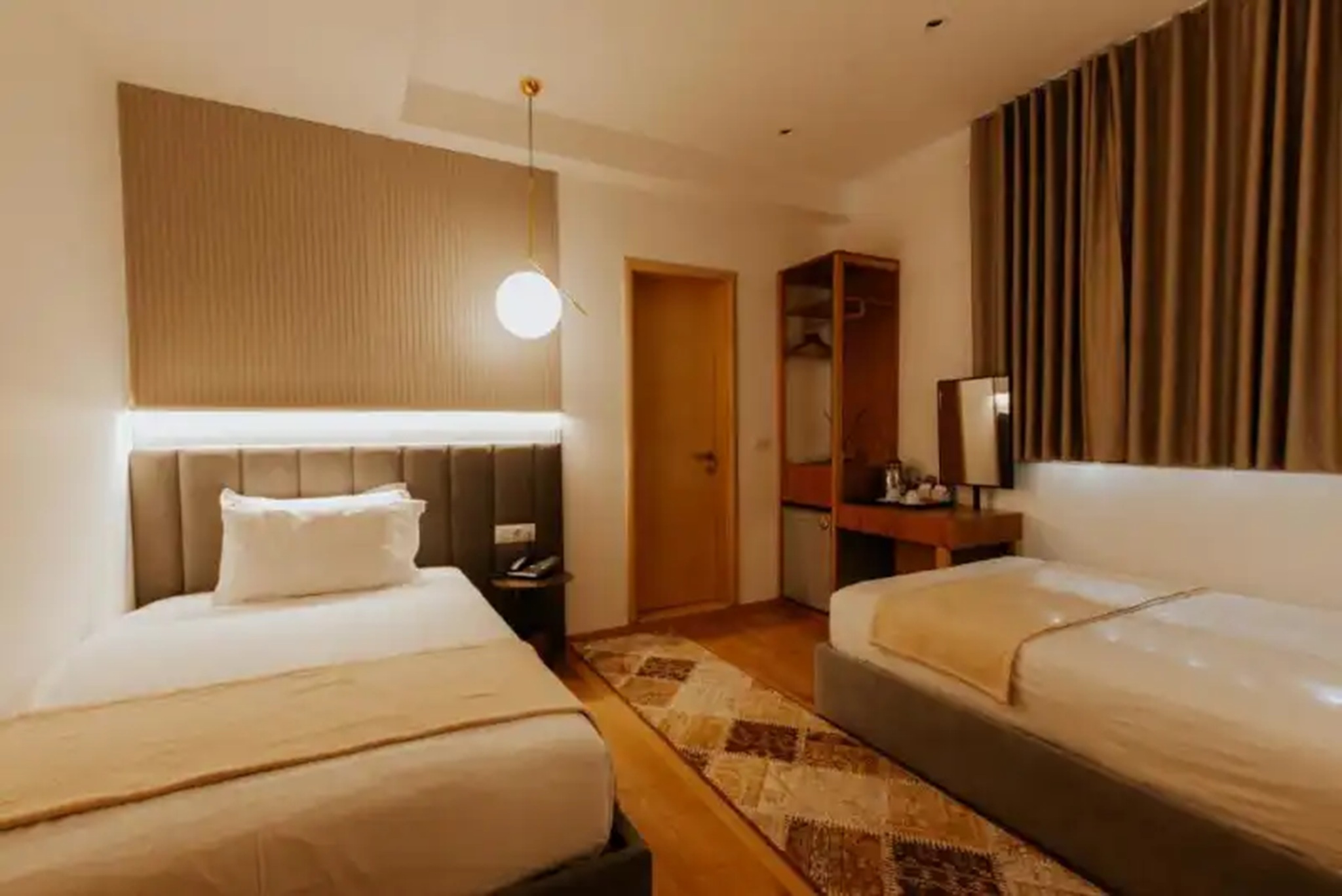 Twin City View Two Beds