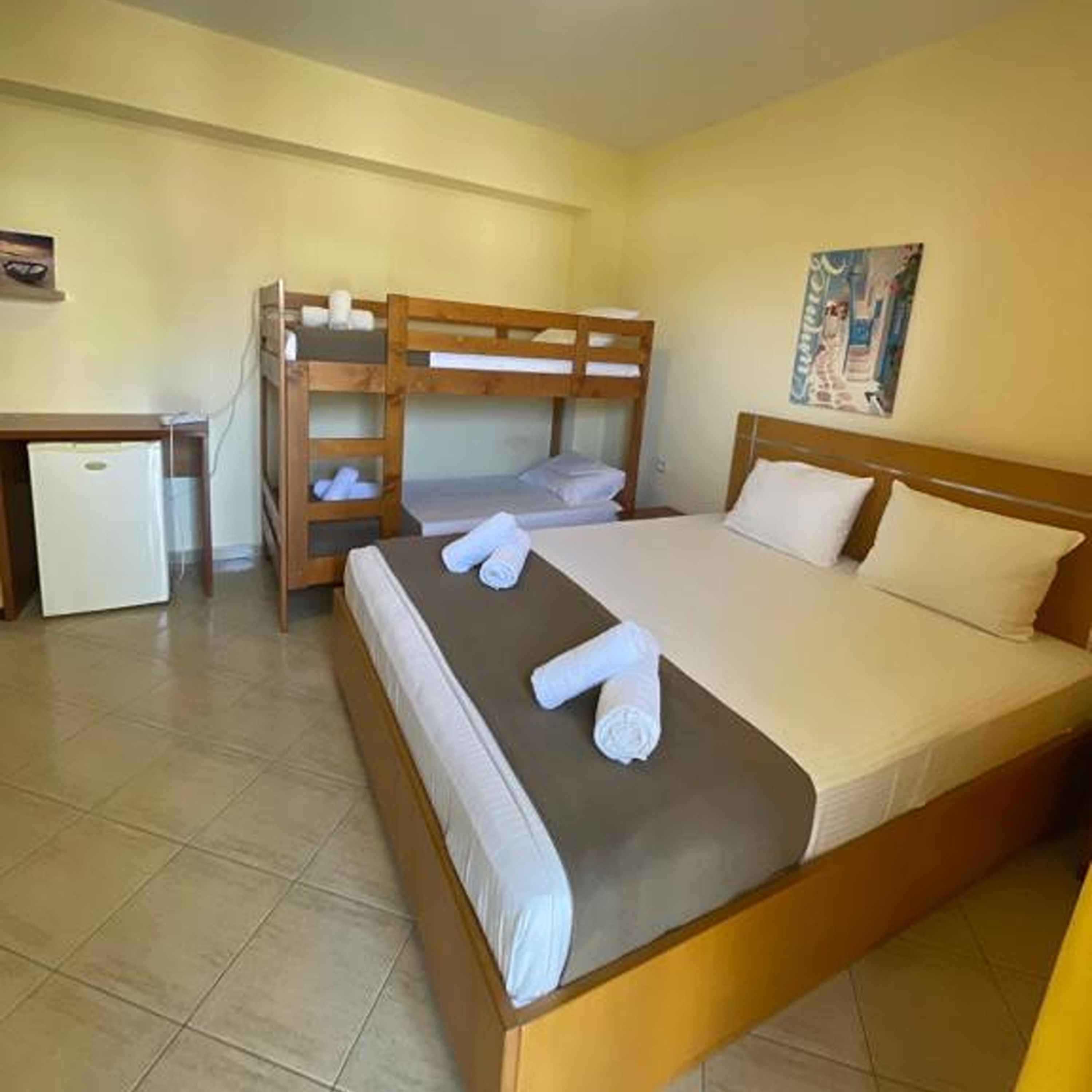 Quadruple with Balcony with Views