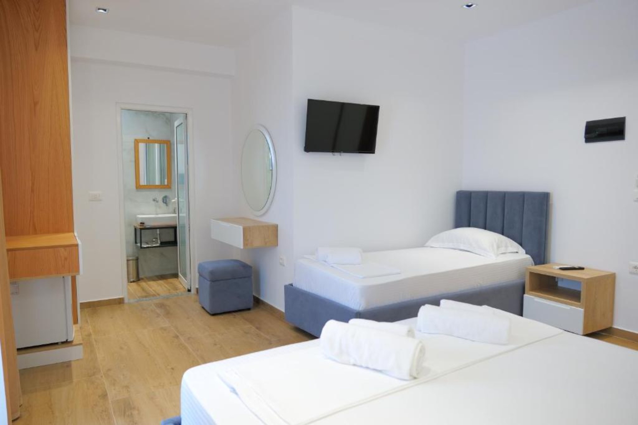 Triple with Air Conditioning