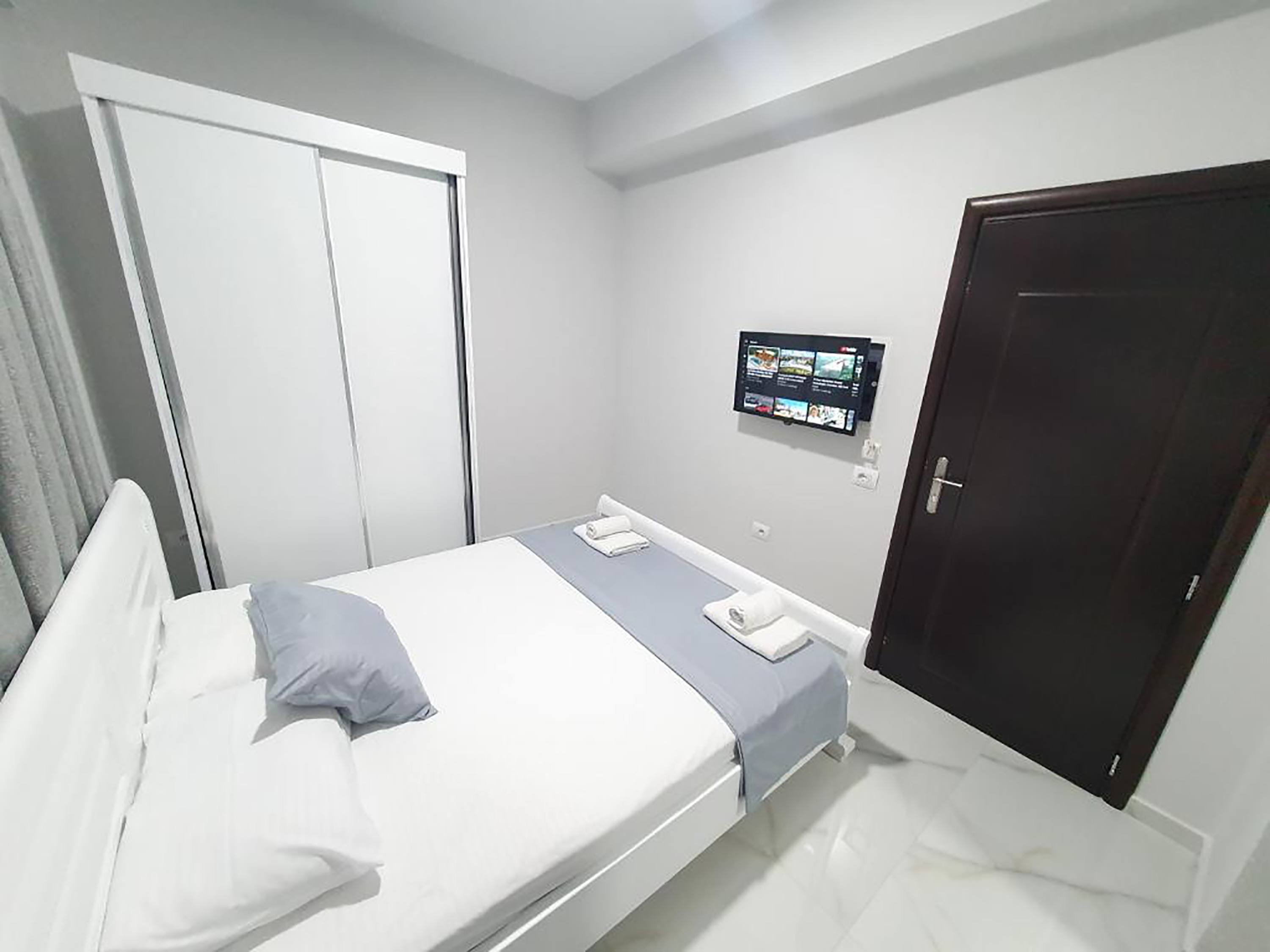 Suite Two Bedrooms