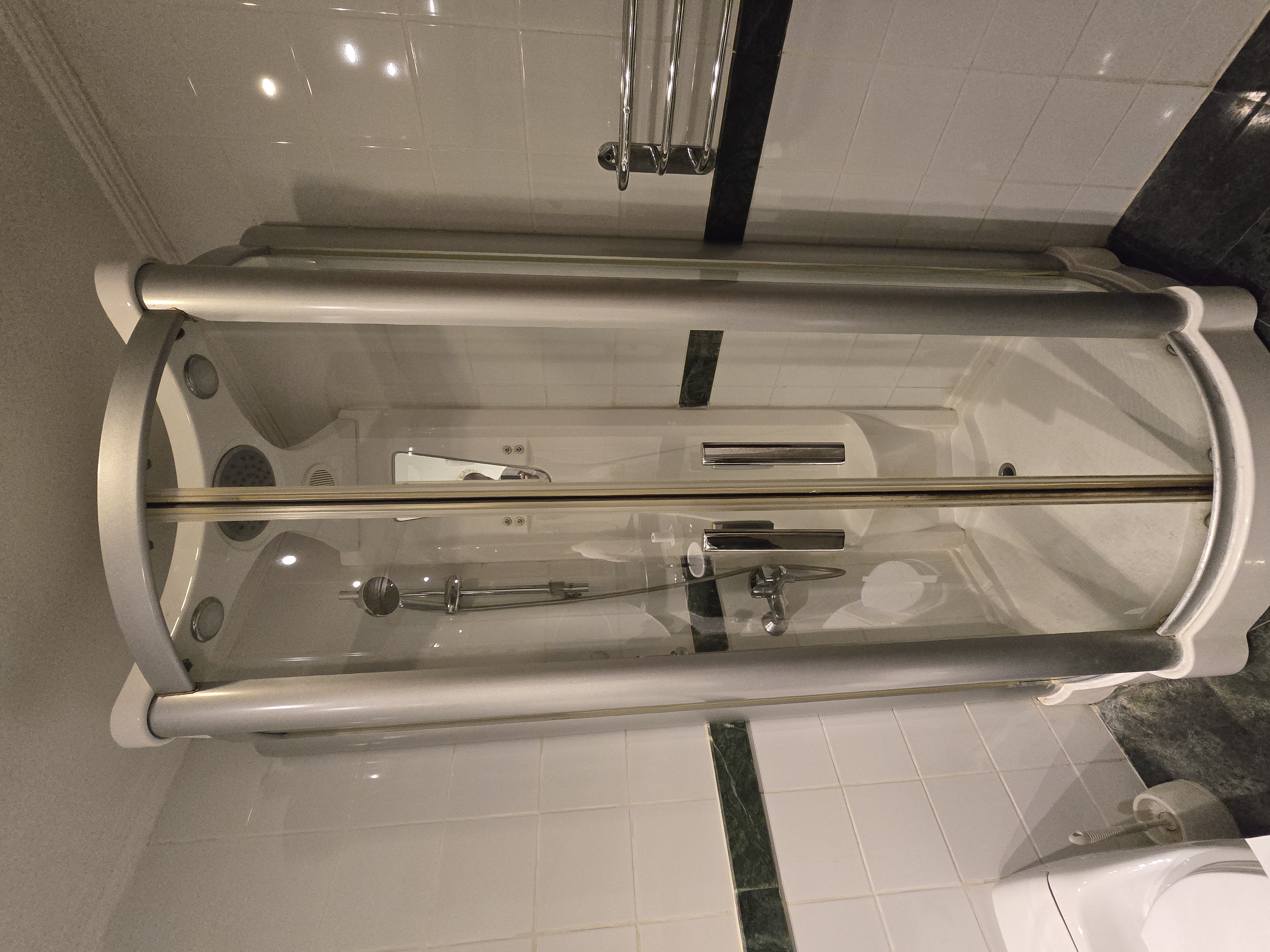 Suite Two Bedrooms One Bathroom