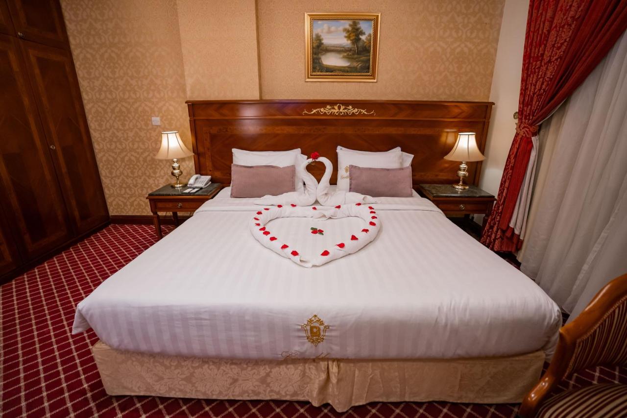 Suite Two Bedrooms One Bathroom