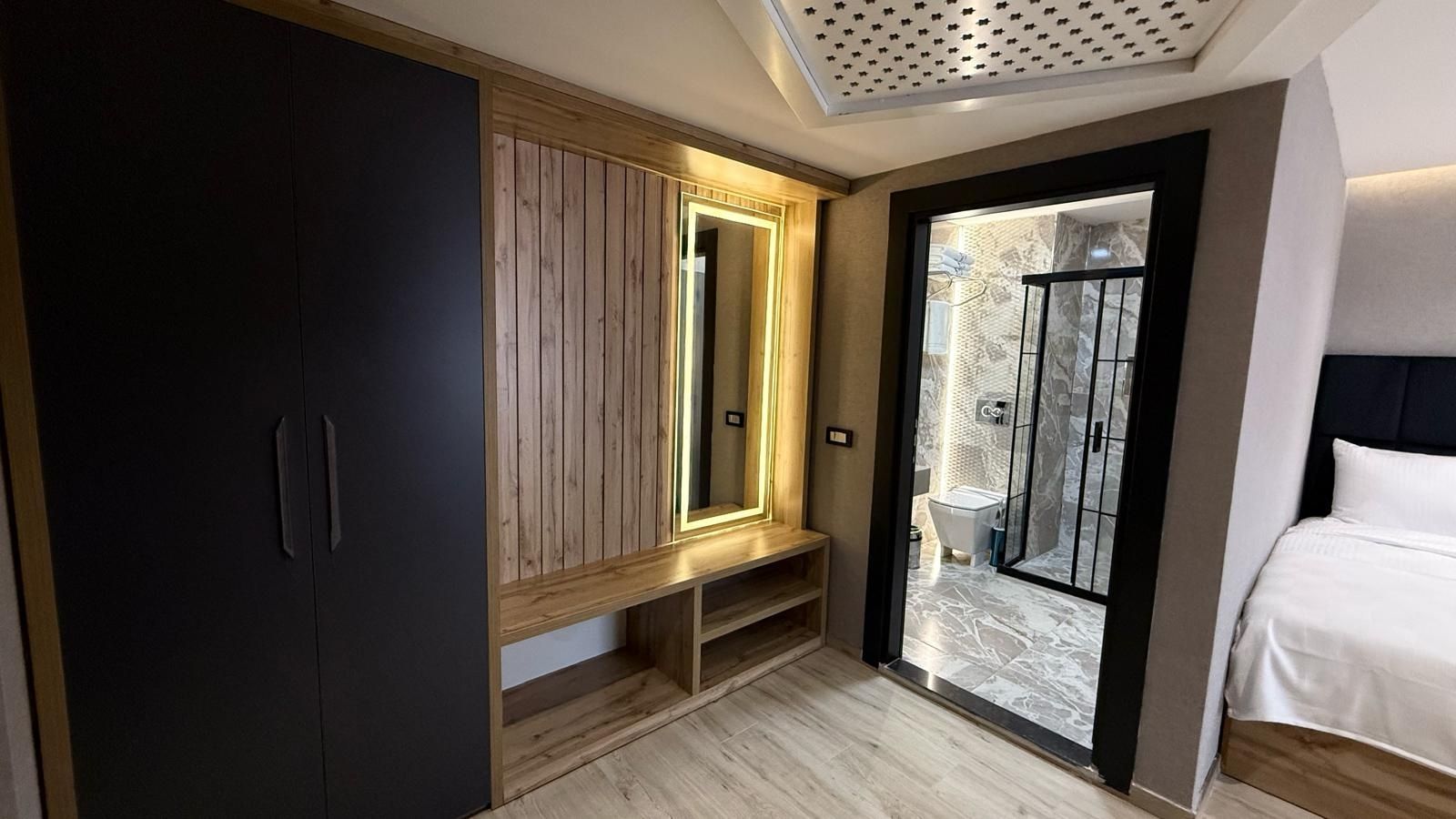 Double or Twin Deluxe Two Bedroom